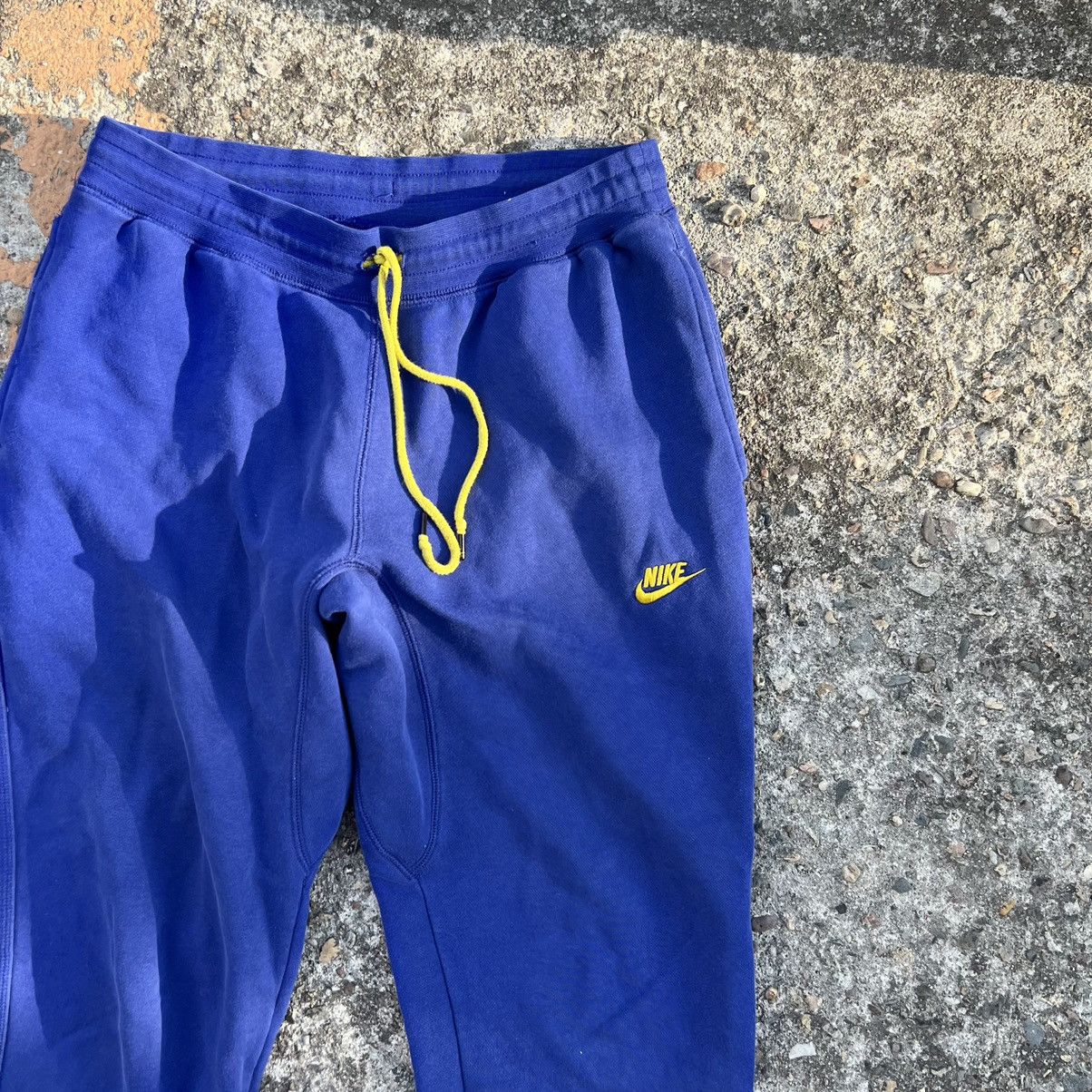 Nike × Vintage Vintage Nike Track Pants 90s Y2K Size US 34 / EU 50 - 3 Thumbnail