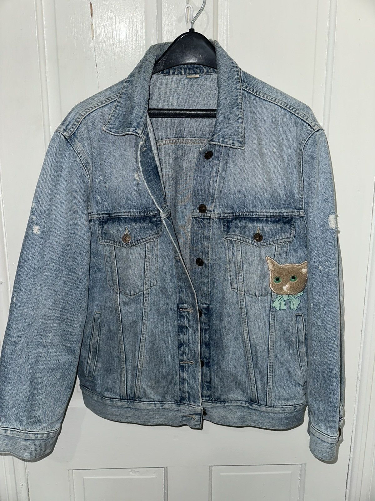Gucci Authentic Gucci embroidered Cat Denim Jacket Size 44/Medium Size M / US 6-8 / IT 42-44 - 1 Thumbnail