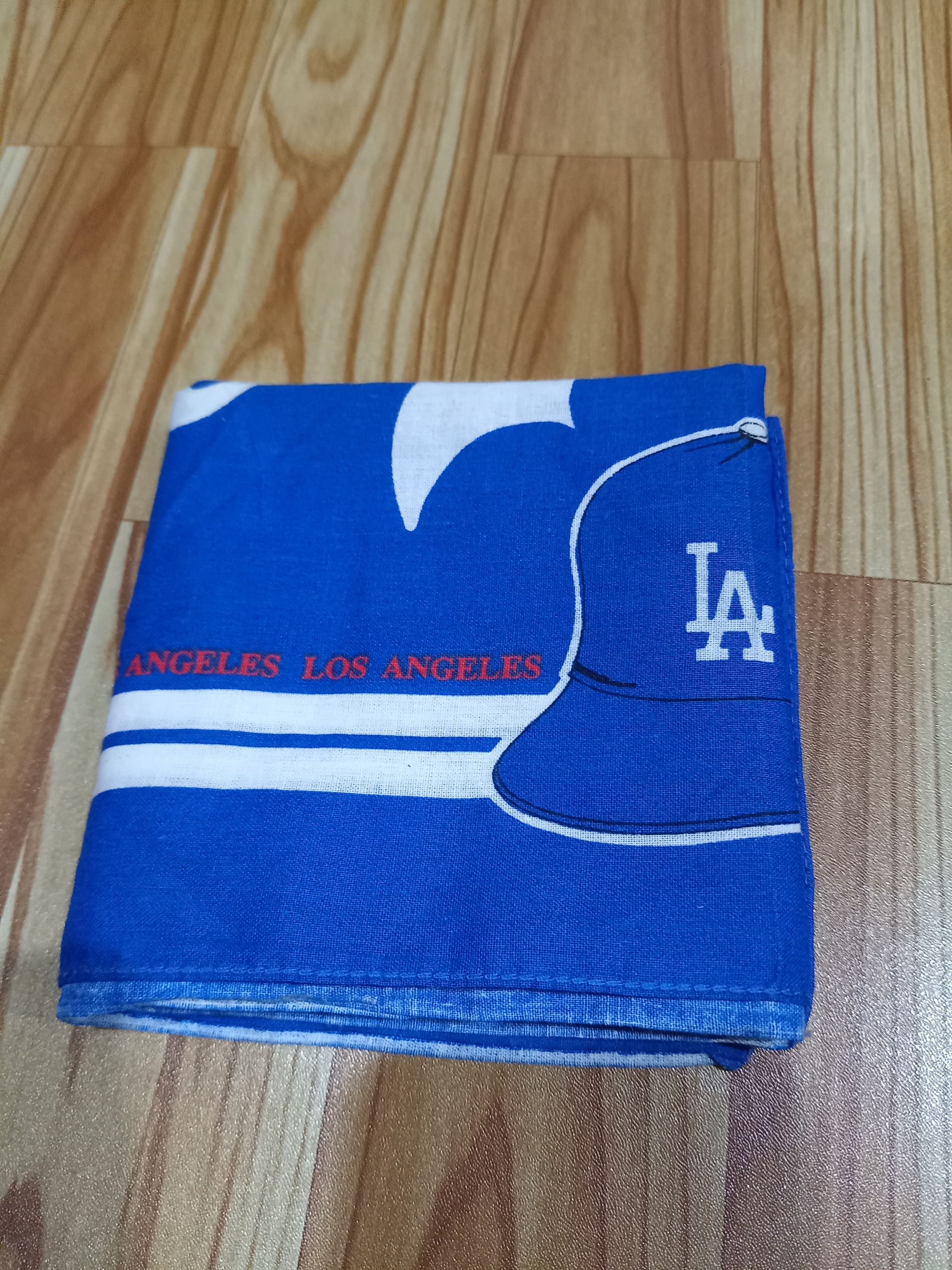 Vintage La Dodgers handkerchief Size ONE SIZE - 4 Thumbnail