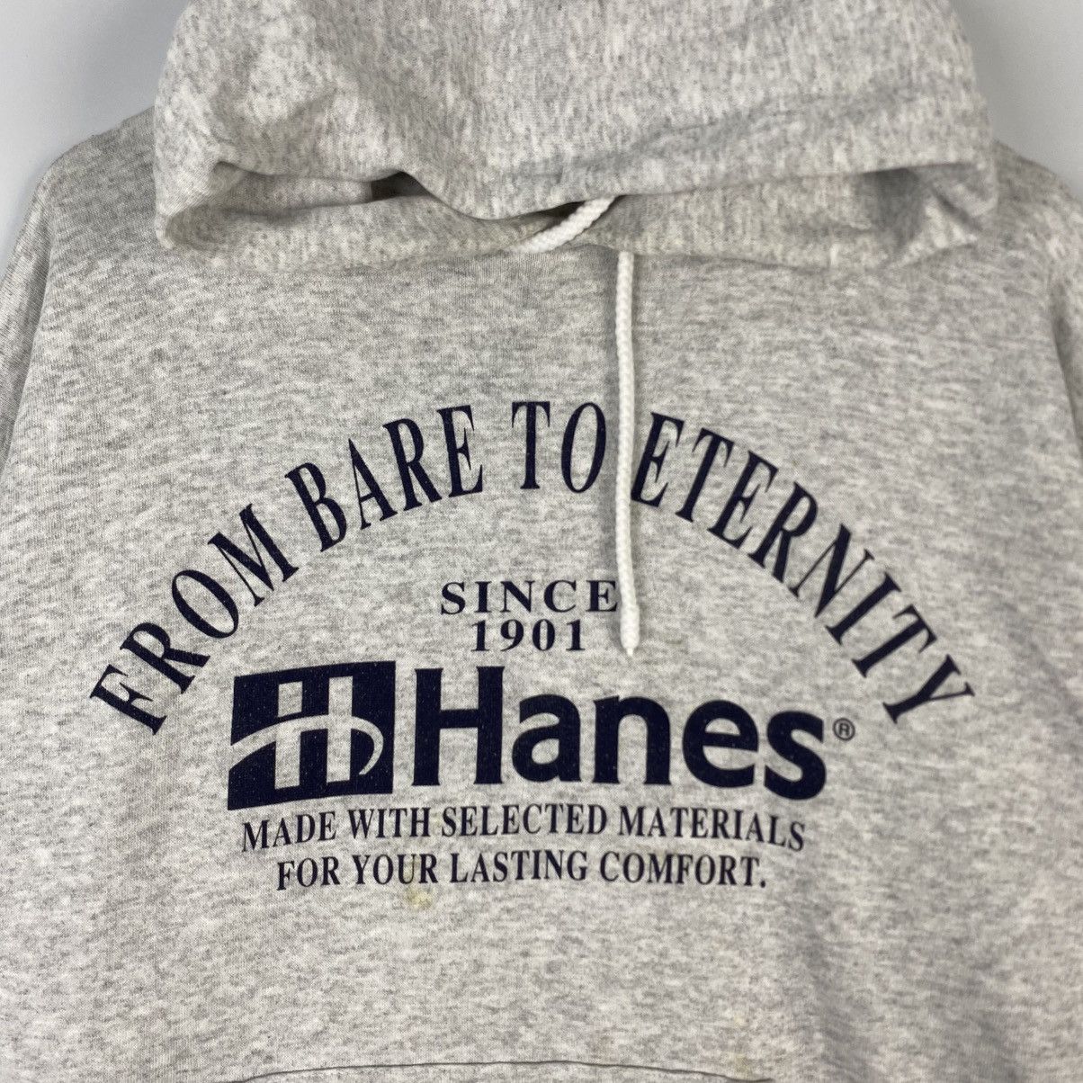 Hanes × Vintage Vintage Hanes Spellout Hoodie since 1901 , Men's Fashion, Size US L / EU 52-54 / 3 - 4 Thumbnail