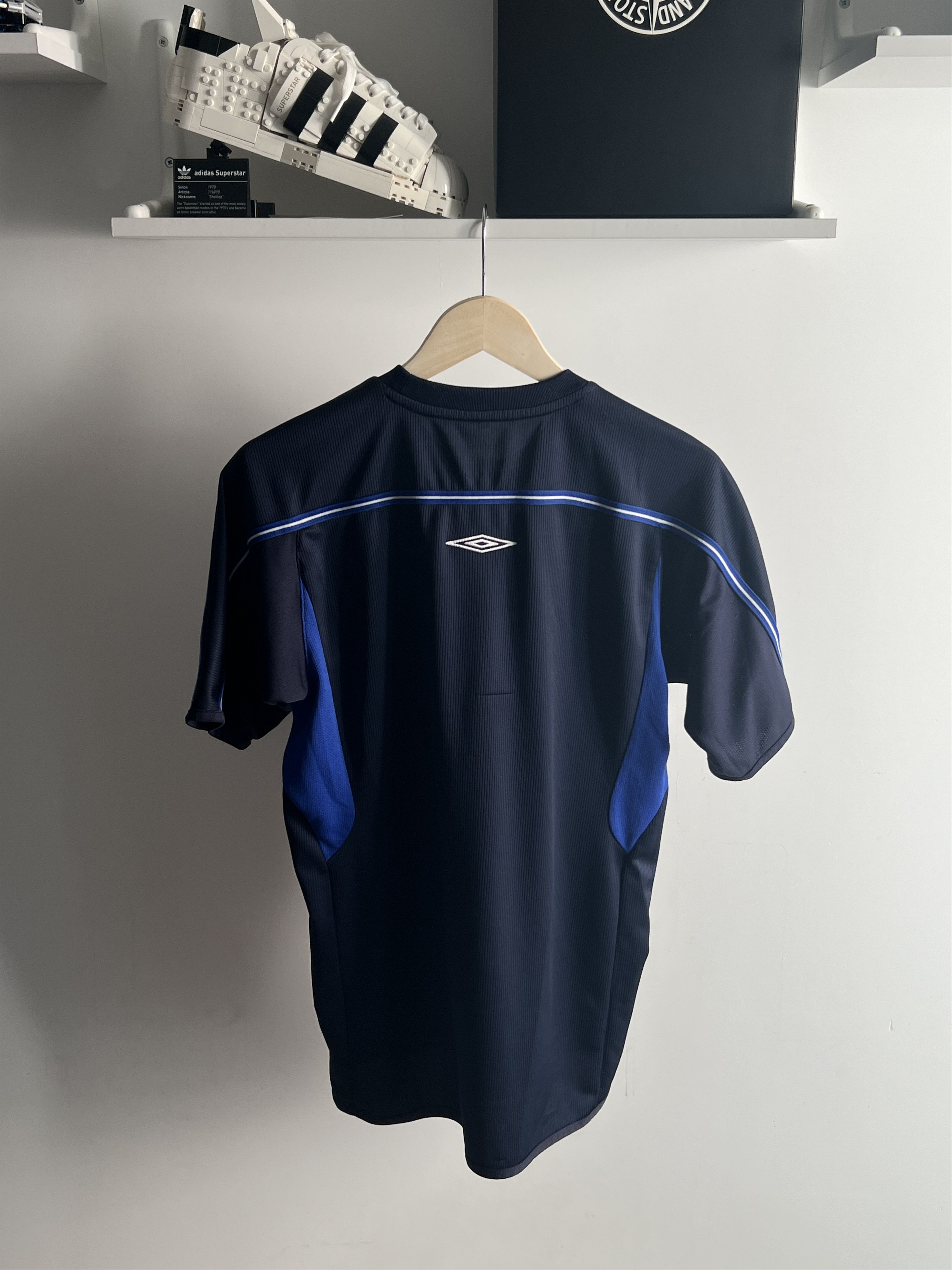 Umbro × Vintage Soccer Jersey Umbro Everton 00s Vintage Training Size US S / EU 44-46 / 1 - 3 Thumbnail