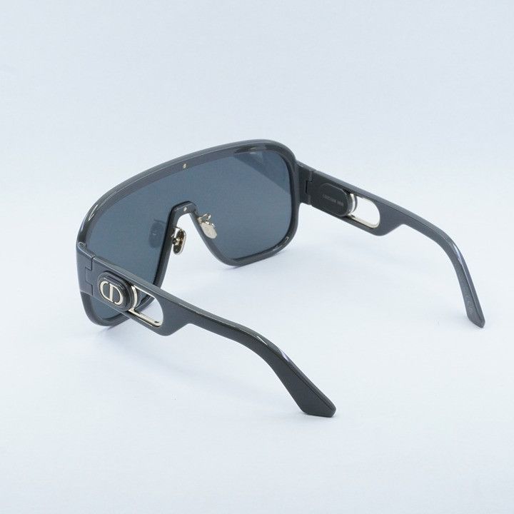 Dior Dior DIORBOBBYSPORT M1U 45A7 Sunglasses Grey Shield Frame Size ONE SIZE - 2 Thumbnail