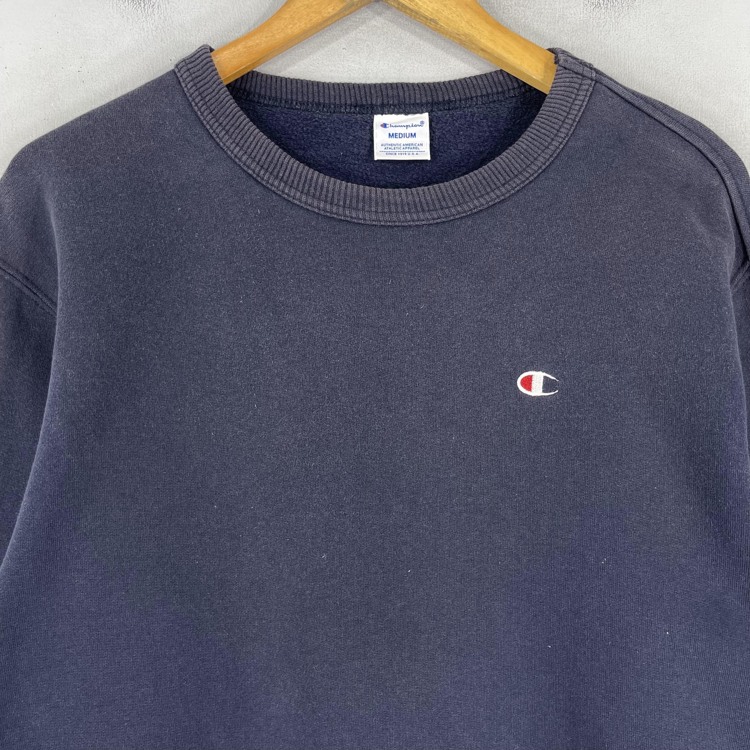Champion Vintage CHAMPION Sun Faded Crewneck Sweatshirt Size US M / EU 48-50 / 2 - 2 Thumbnail
