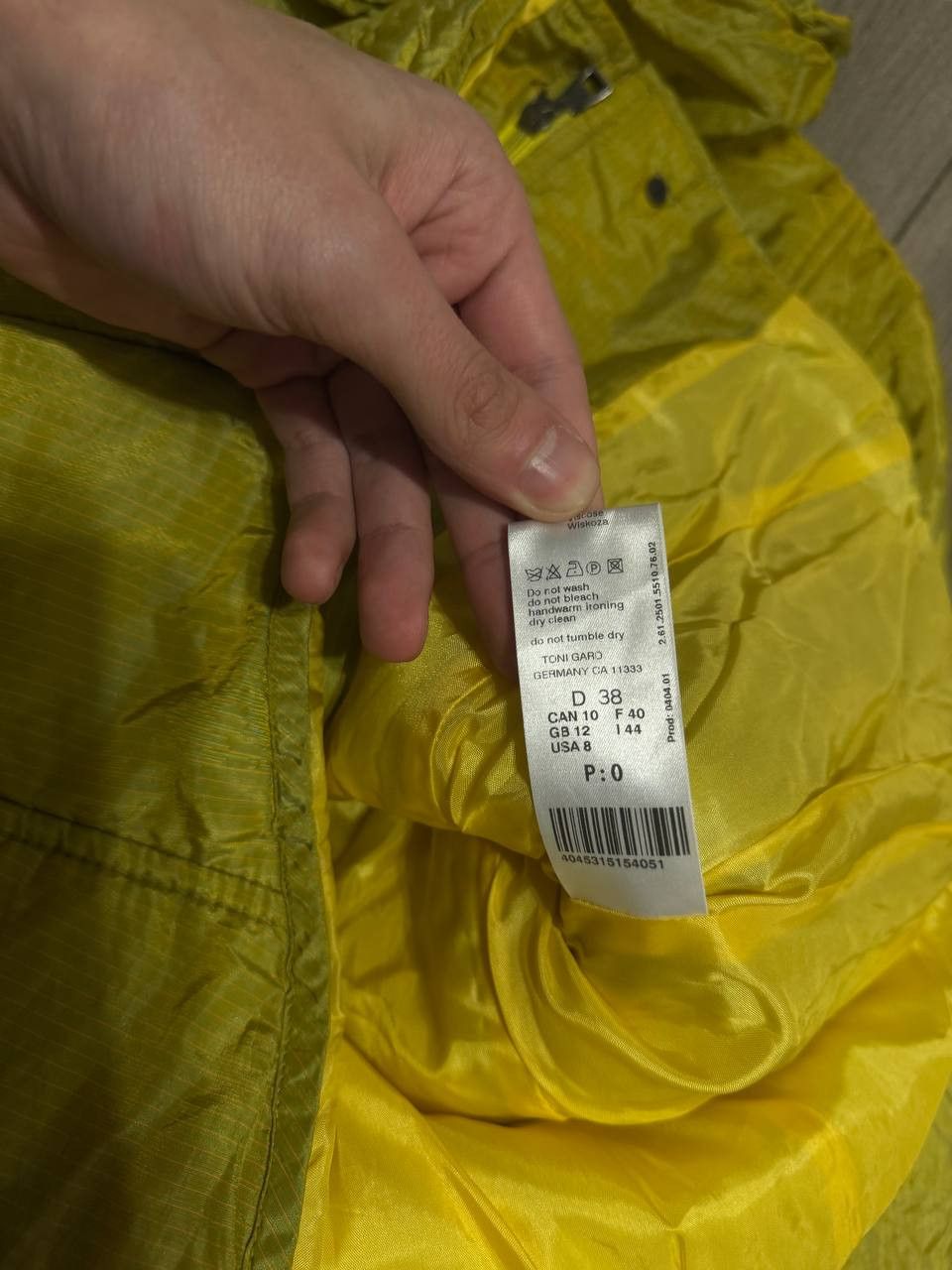 TONI GARD Luxury Avant-Garde Toni Gard Down Jacket Yellow SIze S Mens Size US S / EU 44-46 / 1 - 4 Thumbnail