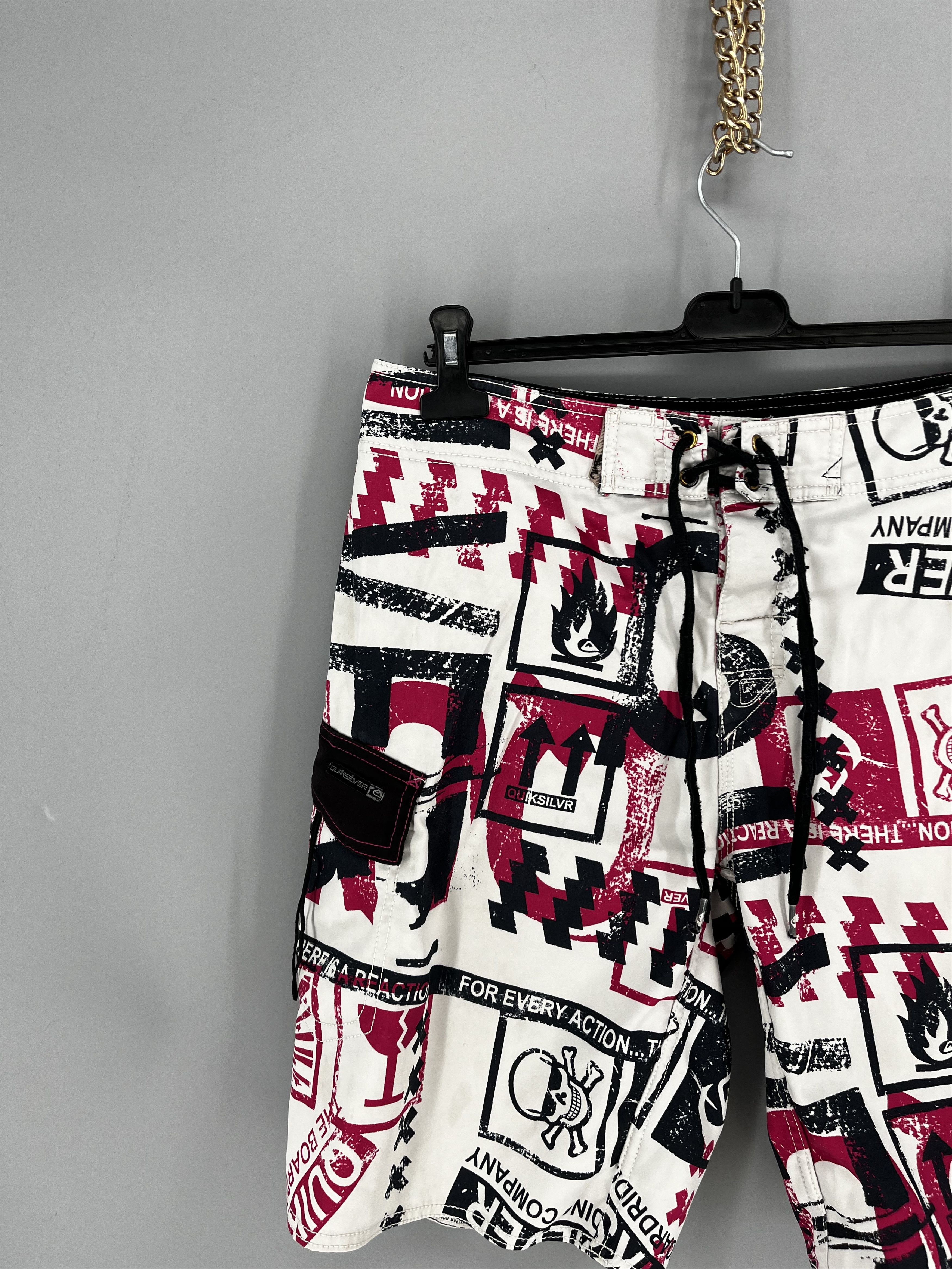 Quiksilver Vintage Quiksilver Shorts Big Logo Y2K Style 90s Surfing Size US 32 / EU 48 - 4 Thumbnail