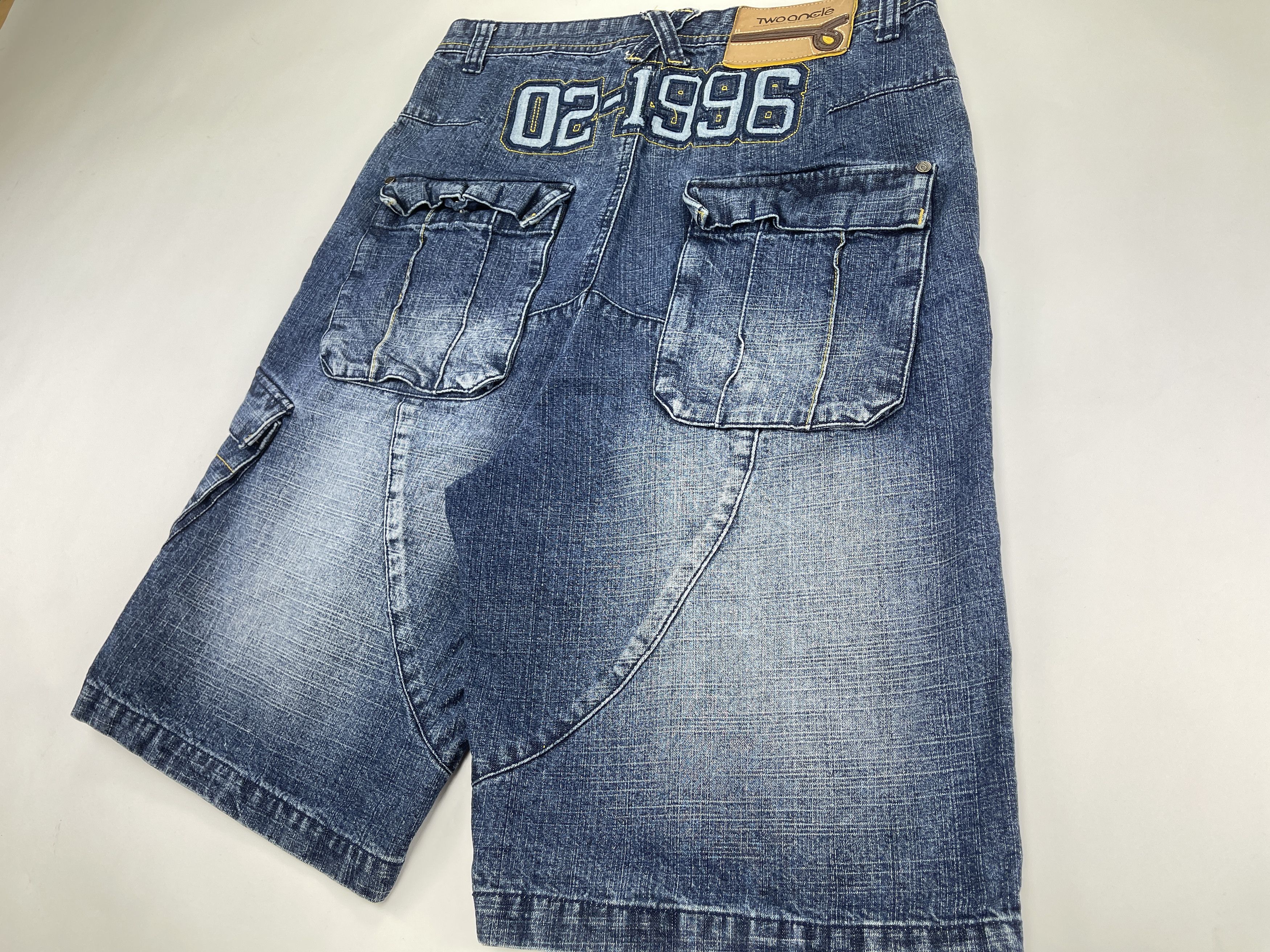 Other Two Angels jeans shorts, vintage baggy denim, 90s skater 34 Size US 34 / EU 50 - 4 Thumbnail