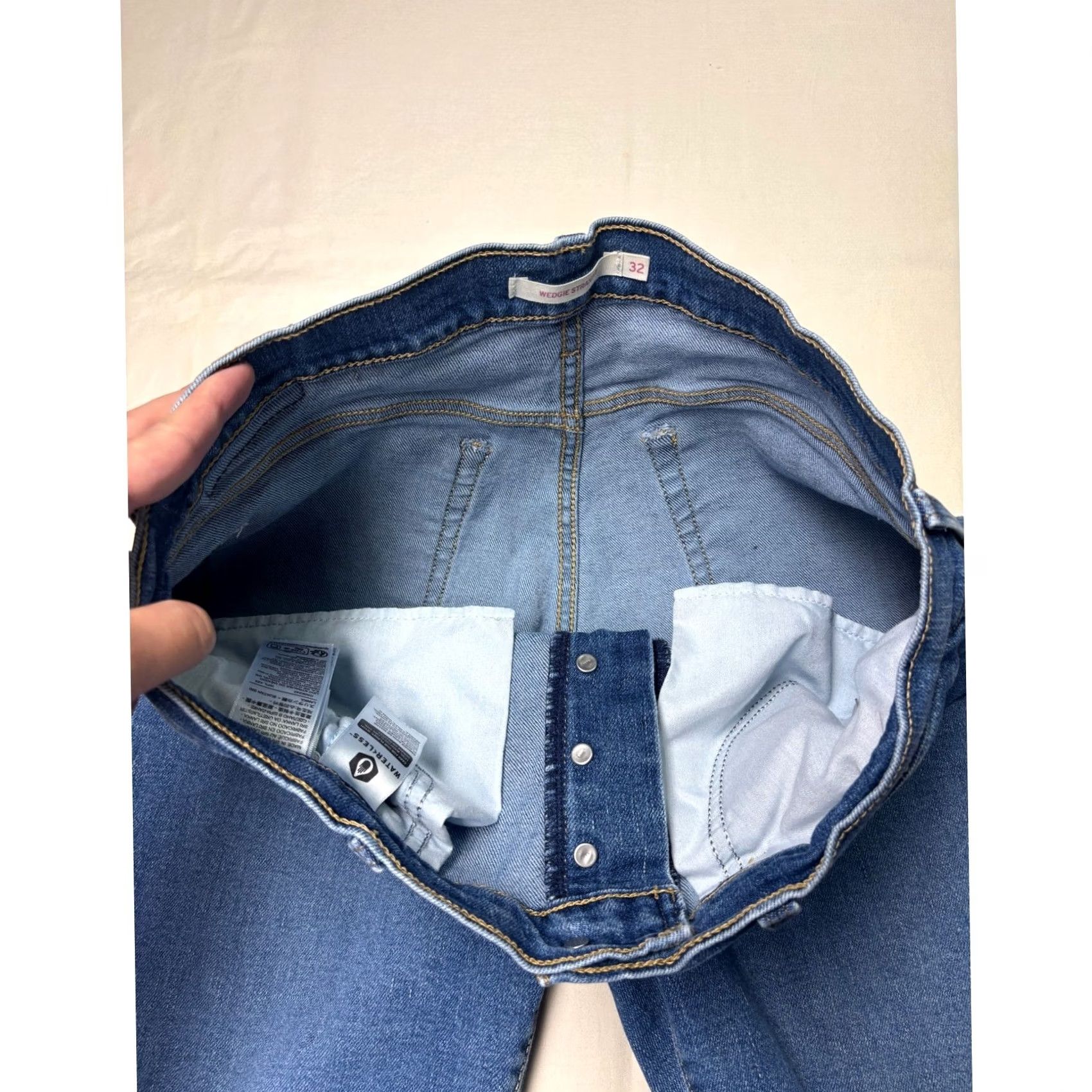 CO Levi Strauss Co Wedgie Straight Jeans Medium Wash Distressed Button Fly 32x28 Size 24" / US 00 / IT 34 - 4 Thumbnail