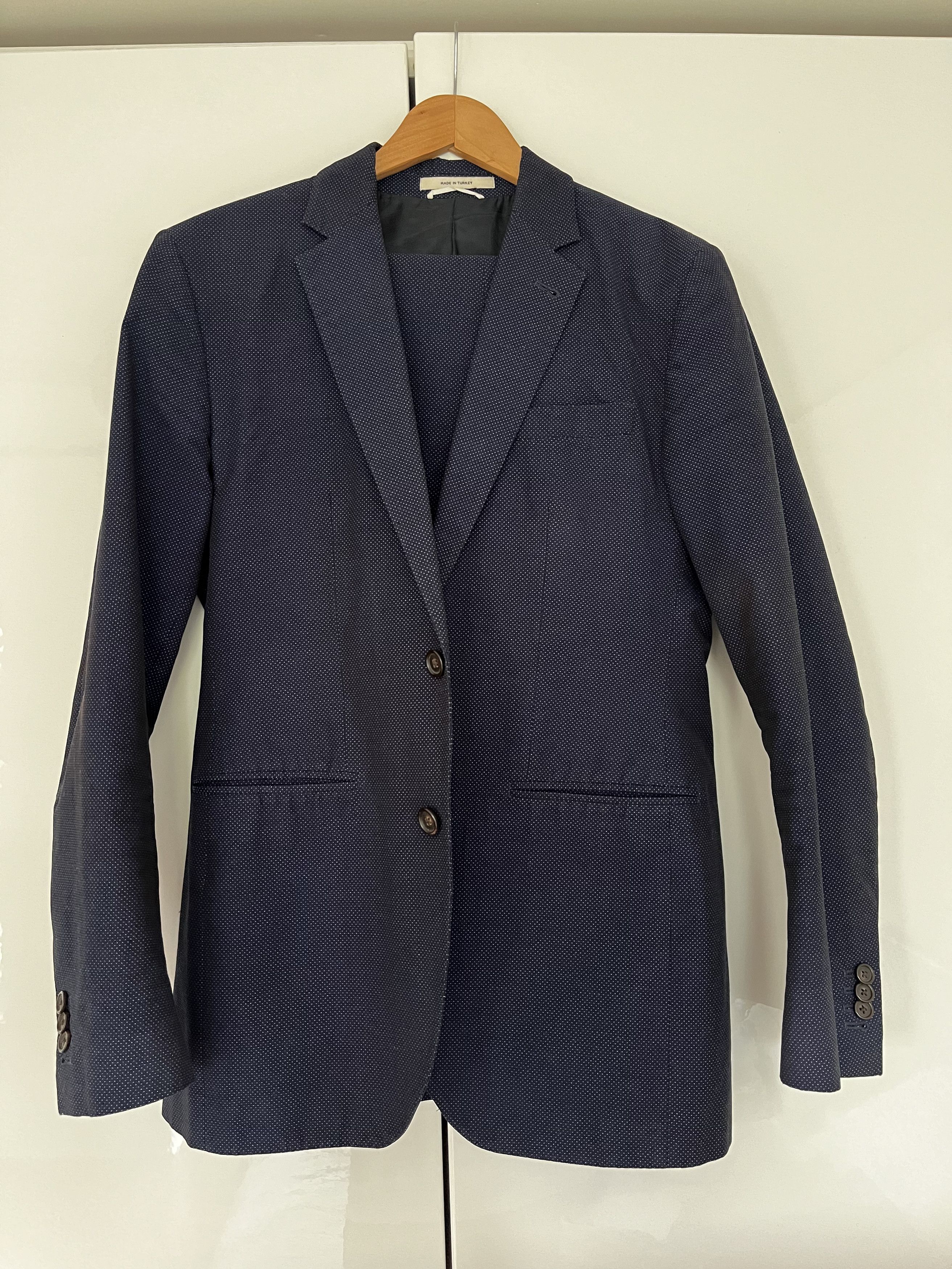 Club Monaco Navy & White Dot Cotton Suit Size 38R - 1 Thumbnail