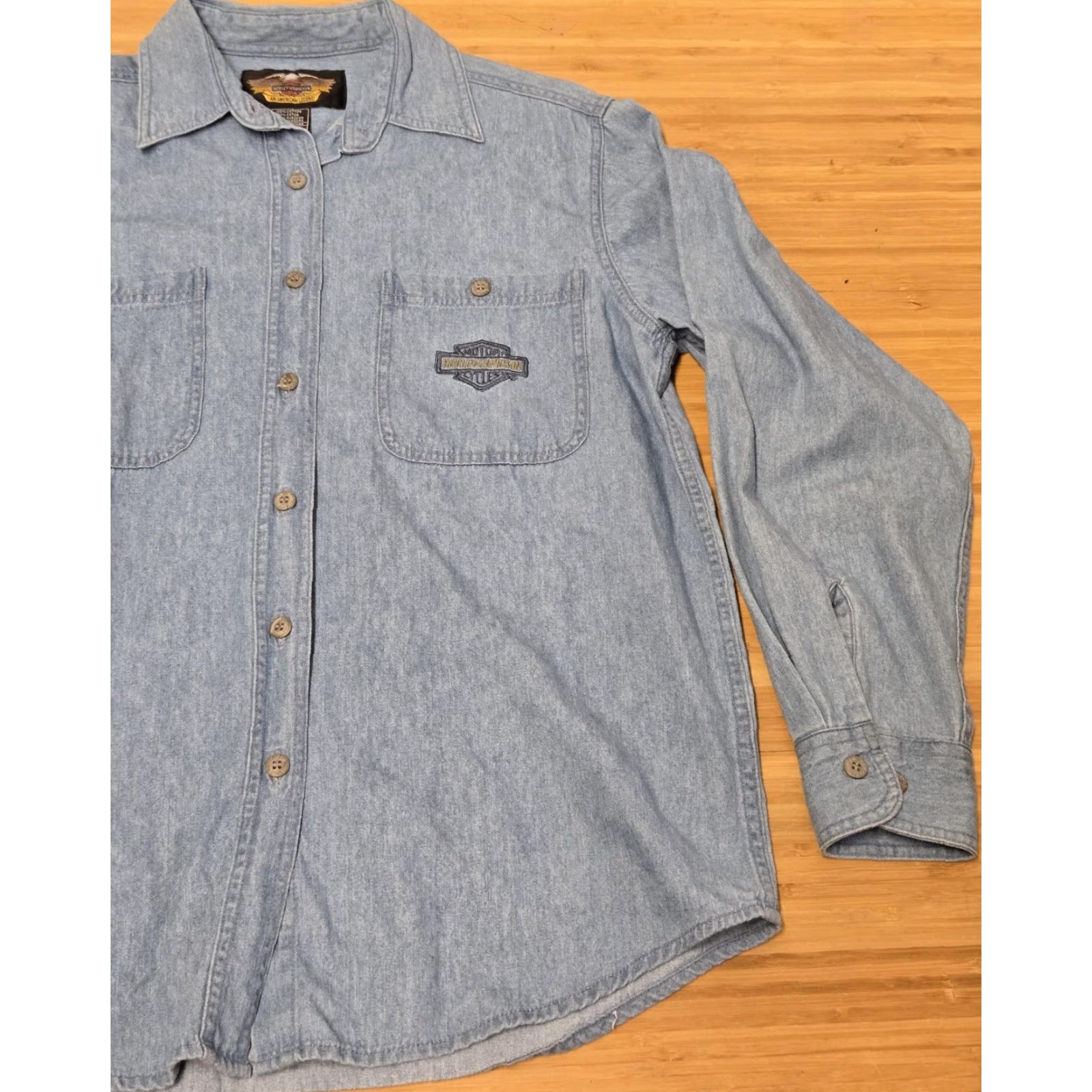 Harley Davidson Harley-Davidson Shirt Womens Large Blue Denim Long Sleeve Button-Up Bar Shield Logo Size L / US 10 / IT 46 - 2 Thumbnail