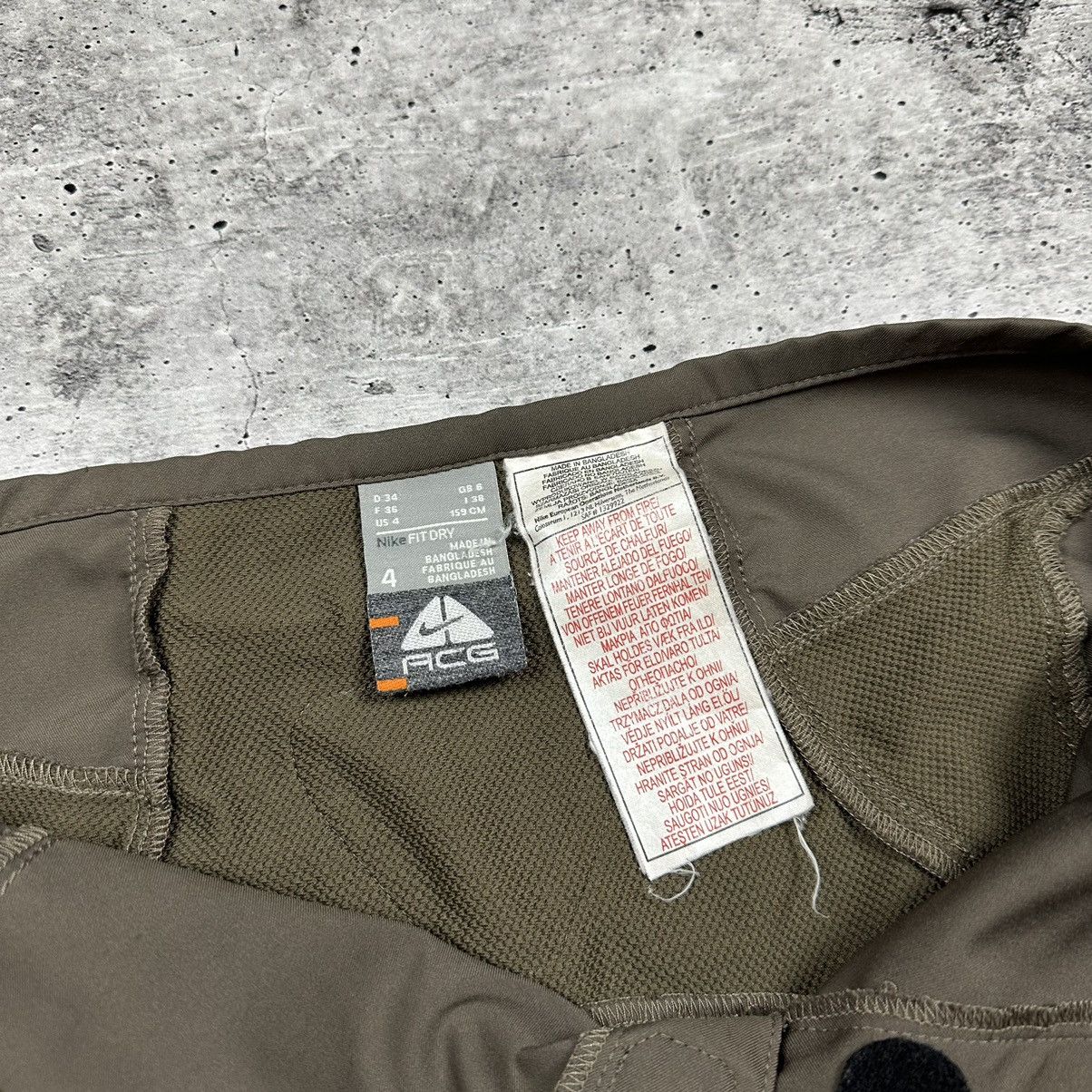 Nike ACG Vintage Nike ACG Shorts Brown Women’s Size US 4 Size 27" / US 4 / IT 40 - 8 Thumbnail