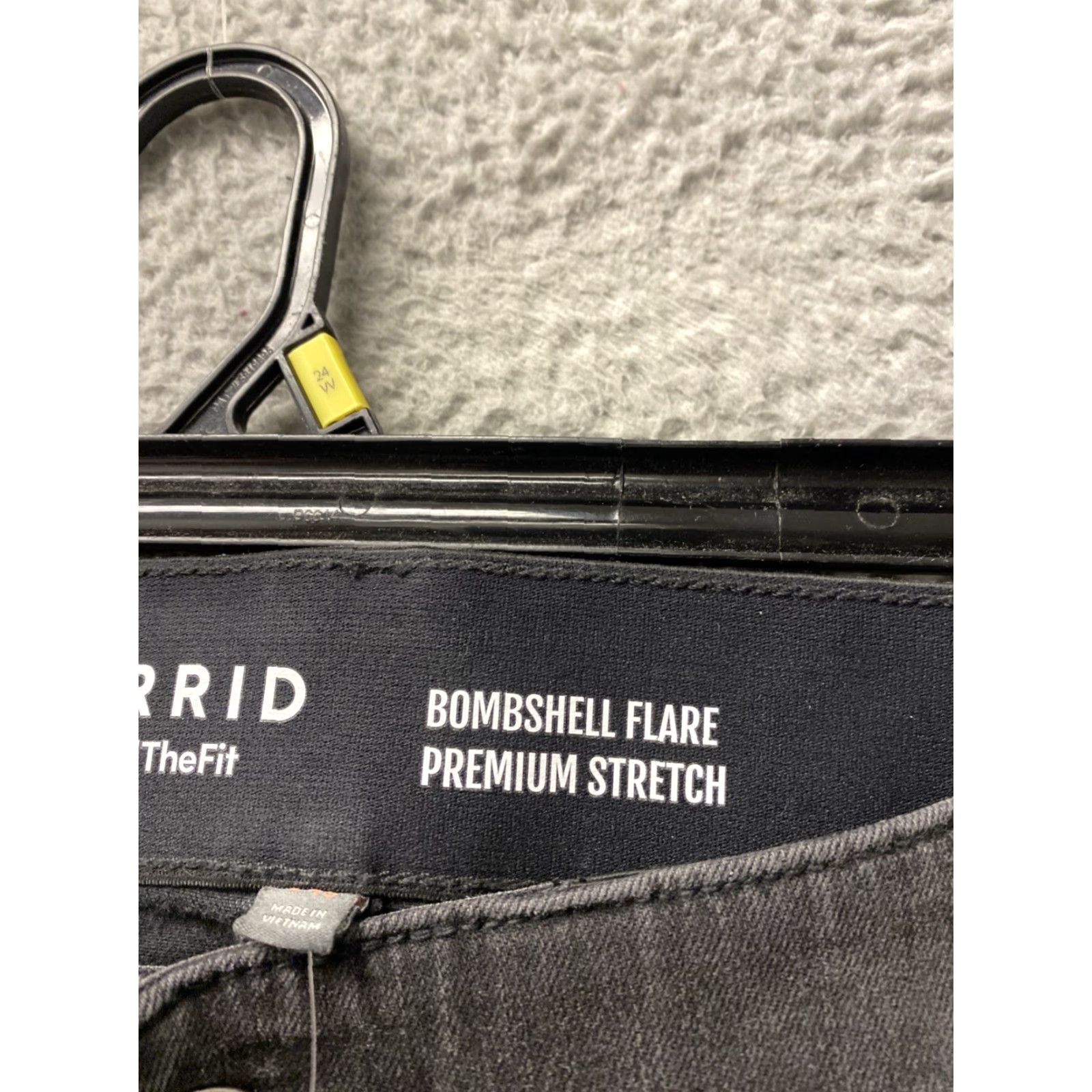 Torrid Torrid Jeans Women’s 20S Short Faded Black Bombshell High Waist Flare Stretch Denim Pockets 29in Inseam Plus Womens Size 42" / US 20 - 4 Thumbnail