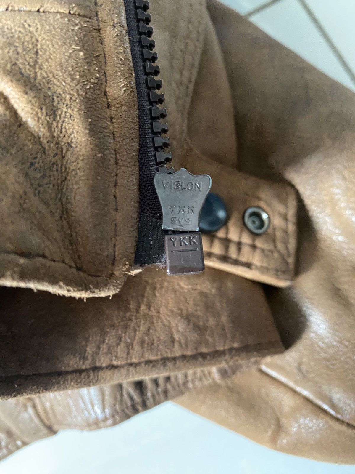 Genuine Leather Vintage Faded Leather Jacket Cropped Fit Made In England Size US M / EU 48-50 / 2 - 9 Thumbnail