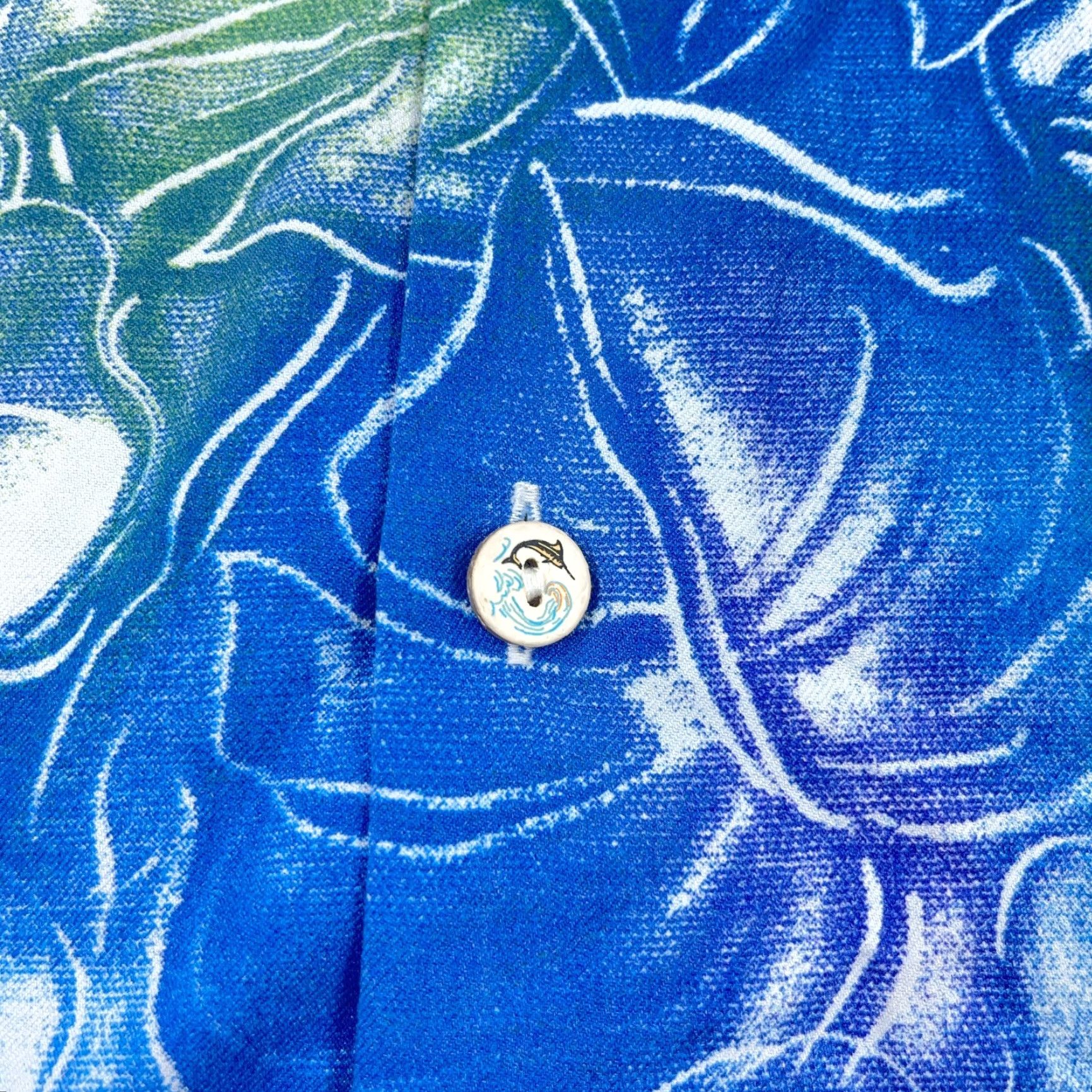 Tommy Bahama VINTAGE Tommy Bahama Shirt Men M Blue Silk Floral Hawaiian Island Button-Up Shirt Size US M / EU 48-50 / 2 - 5 Thumbnail