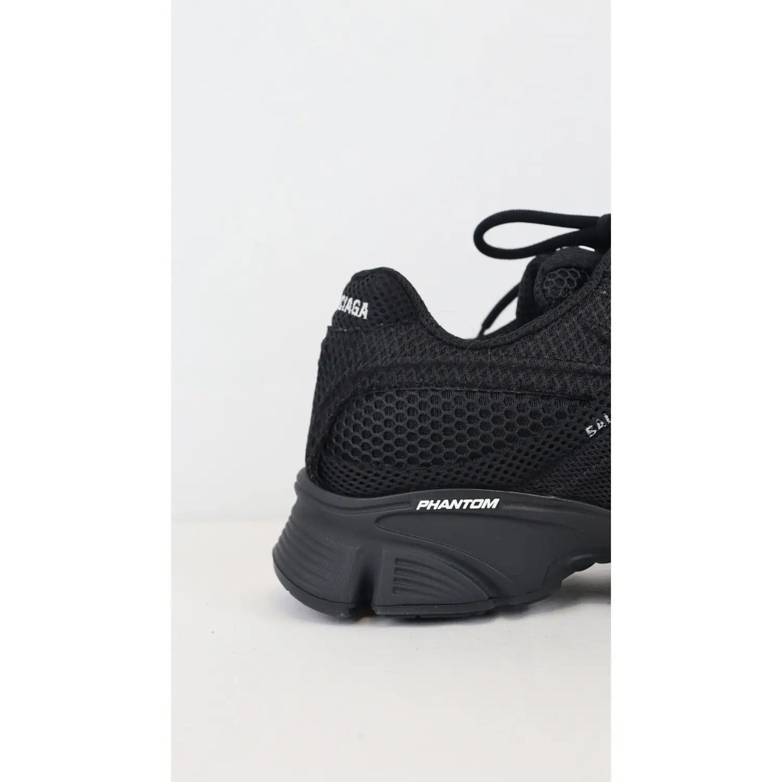 Balenciaga o1rshd1 Q:2 / Monocolor Fabric Mesh Phantom Sneaker in Black Size US 13 / EU 46 - 4 Thumbnail