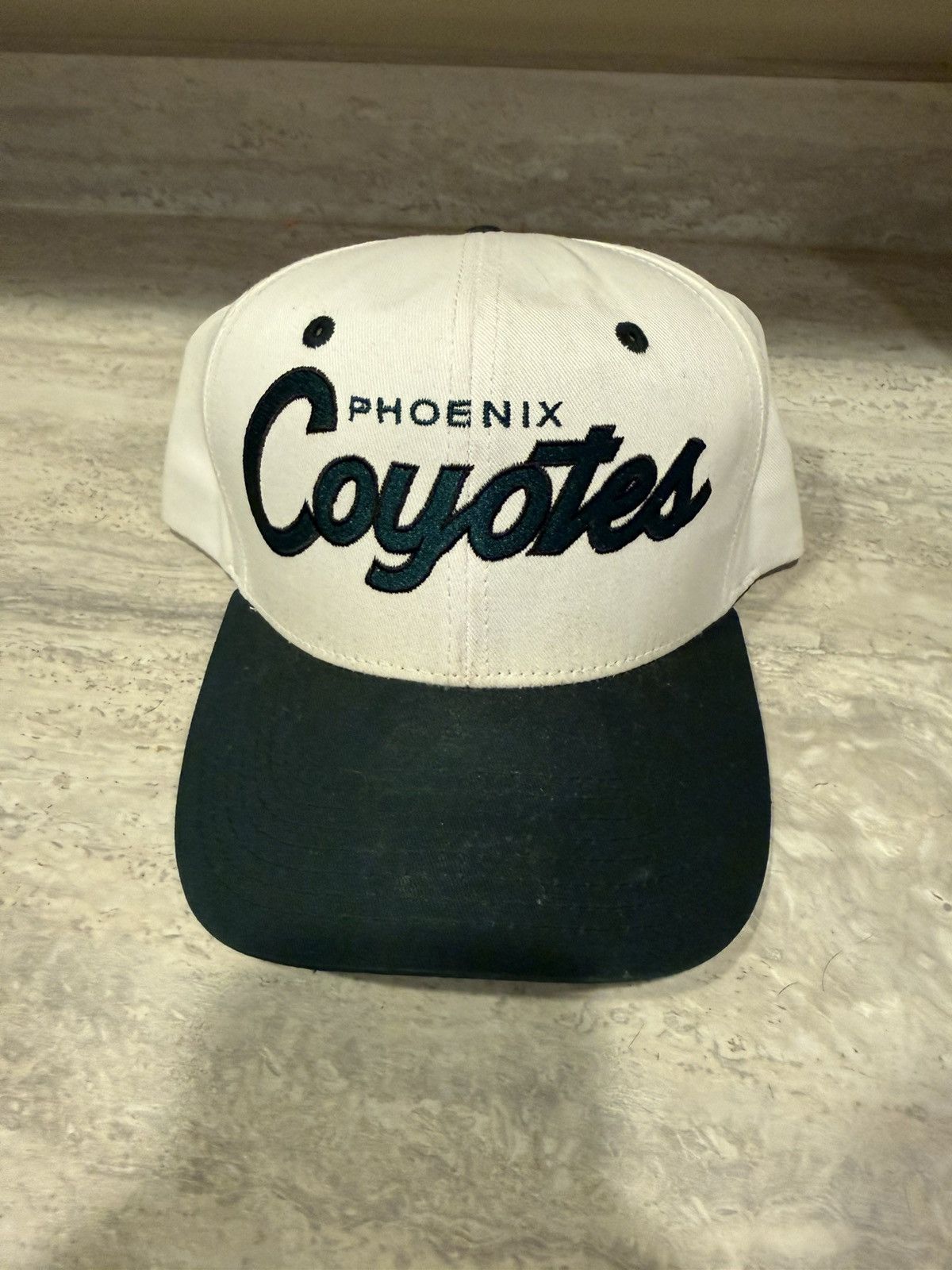 NHL Vintage 90’s NHL Arizona Phoenix Coyotes Hat rare script vtg Size ONE SIZE - 2 Thumbnail