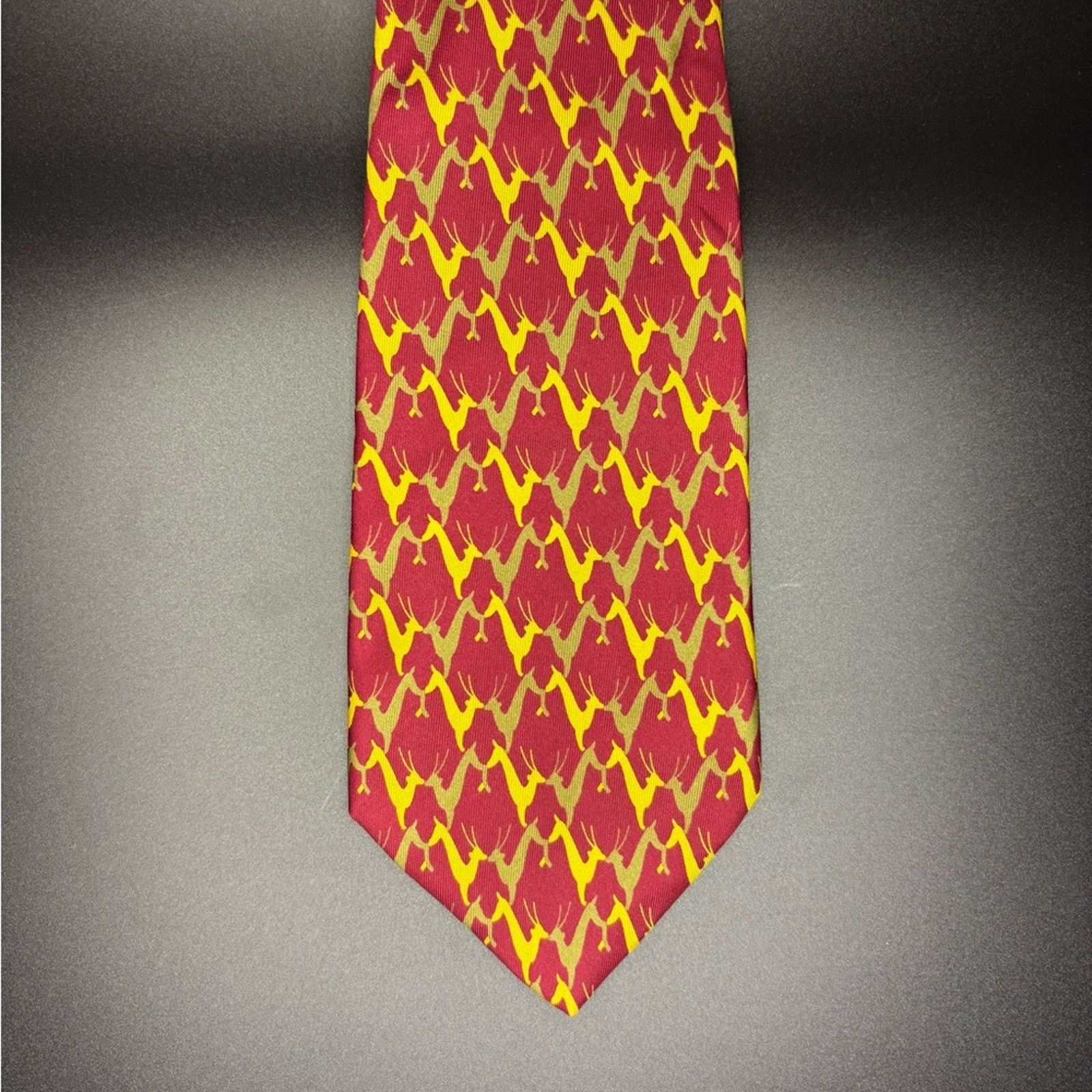Gucci Gucci Tie Red Gazelle Antelope Pattern Silk Made In Italy Size ONE SIZE - 1 Thumbnail