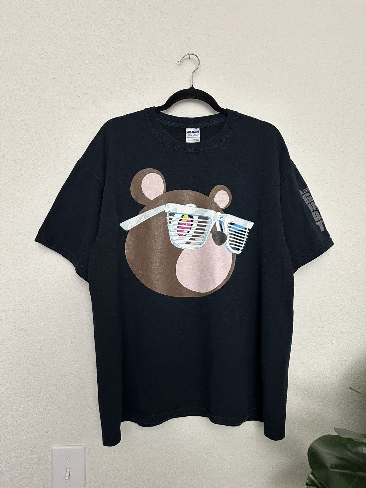 Band Tees × Kanye West × Vintage 2007 Kanye West Glow in the Dark Tour Tee XL Official Merch Size US XL / EU 56 / 4 - 6 Thumbnail