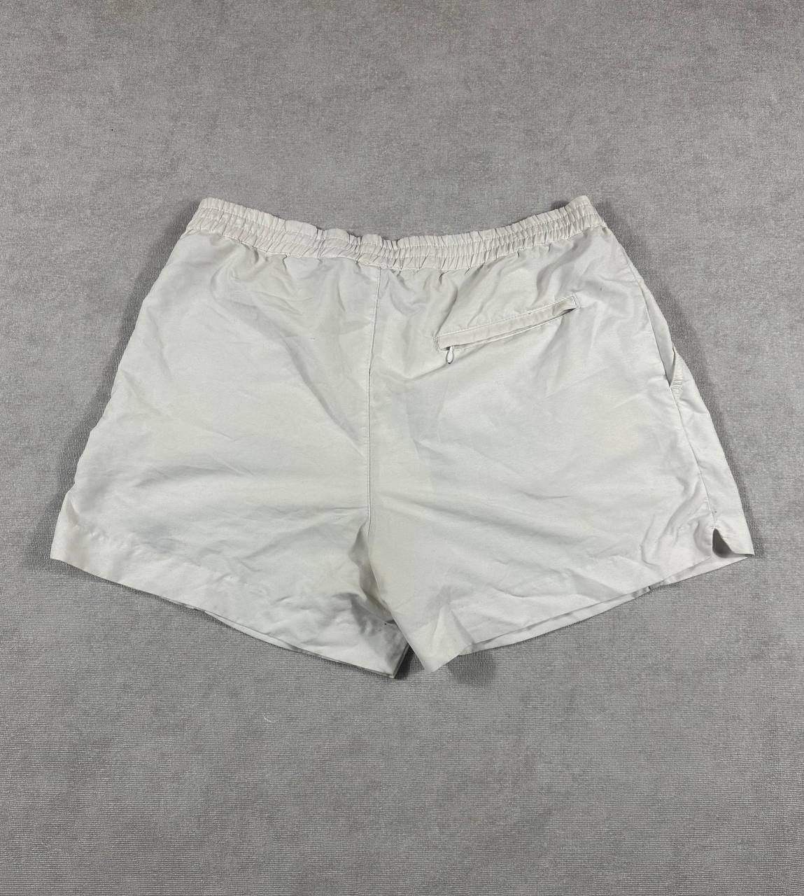 Nike Vintage Nike 90s White Tennis Shorts Size US 33 - 7 Thumbnail