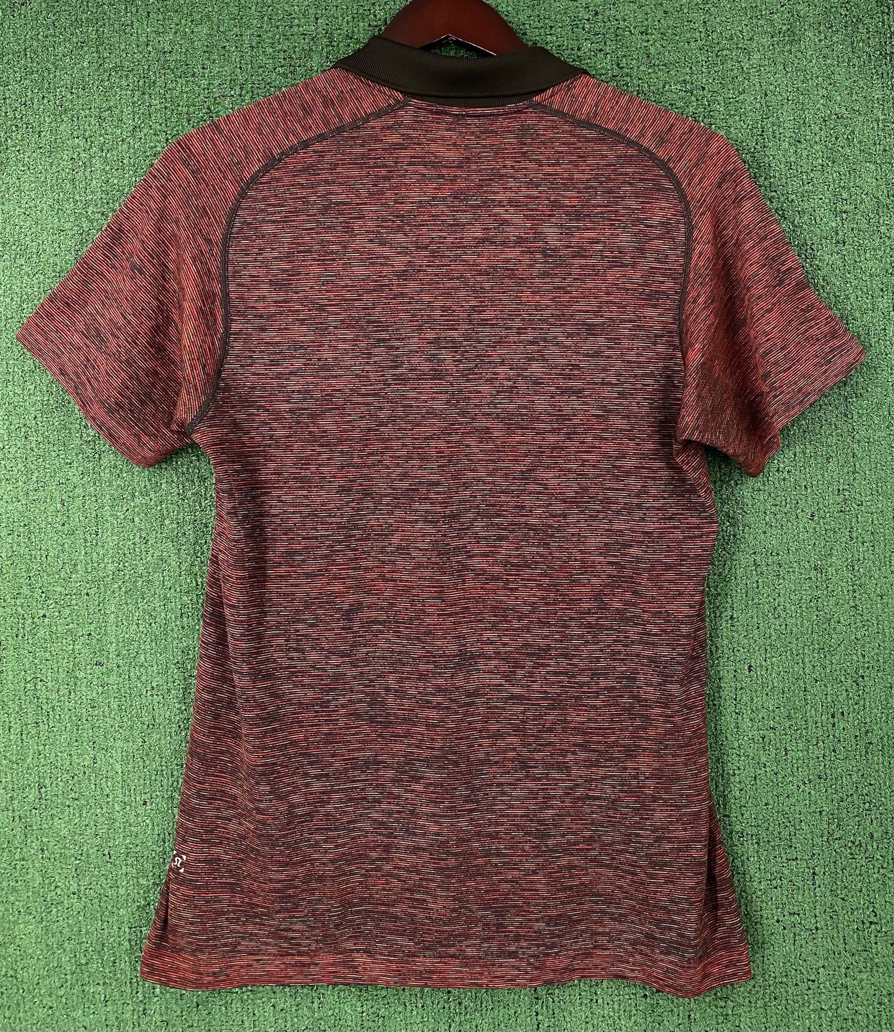 Lululemon Lululemon Metal Vent Red Black Lime Patterned Polo Large Size US L / EU 52-54 / 3 - 4 Thumbnail