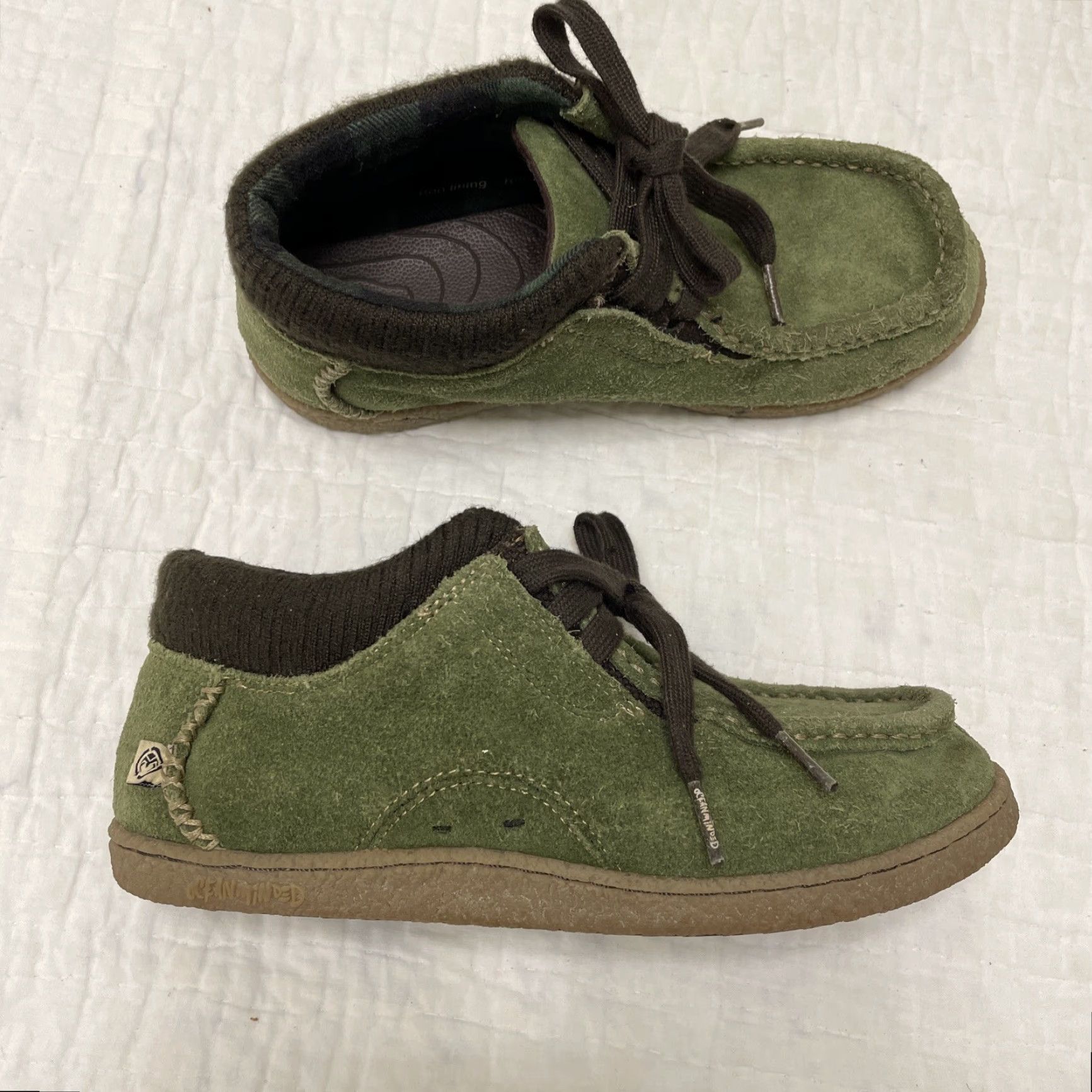 Vintage Ocean Minded Dune Rider Green Suede Lace Up Chukka Sneakers Size 6 EU 38 Unisex Adults Casual Shoes Size US 6 / EU 39 - 4 Thumbnail