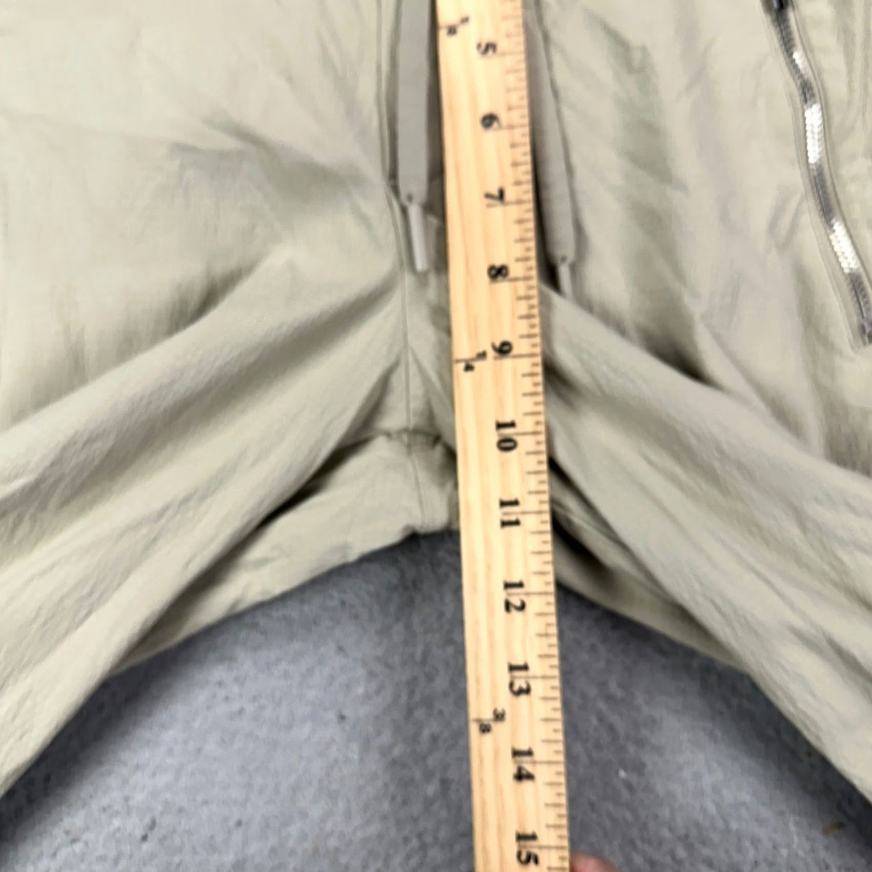 Athleta Athleta Sweatpants Jogger Womens 8 Gray Beige Lightweight Performance Stretch Tech Pants Casual Activewear Size 30" / US 8 / IT 44 - 6 Thumbnail