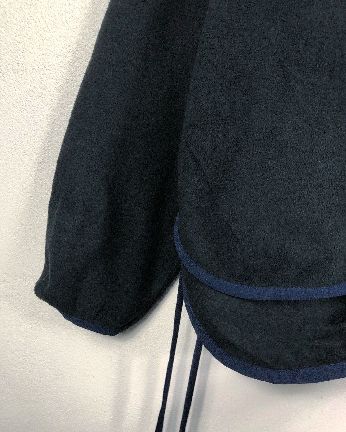 Uniqlo × White Mountaineering Rare Uniqlo X White Mountaineering Fleece Sweatshirt Size US L / EU 52-54 / 3 - 4 Thumbnail