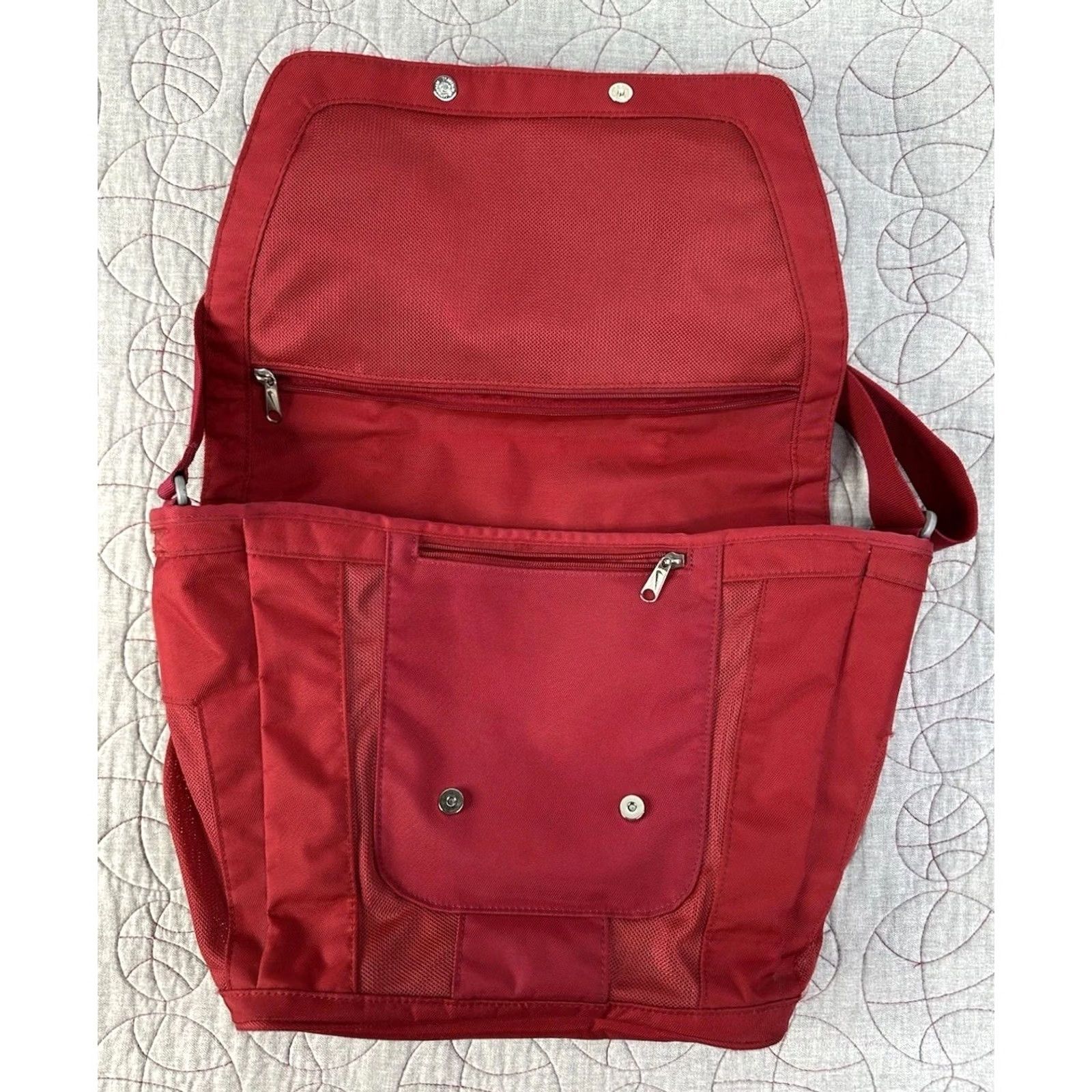 Nike VTG Nike Center Swoosh Satchel Bag Nylon Red Laptop Side Men Size ONE SIZE - 2 Thumbnail