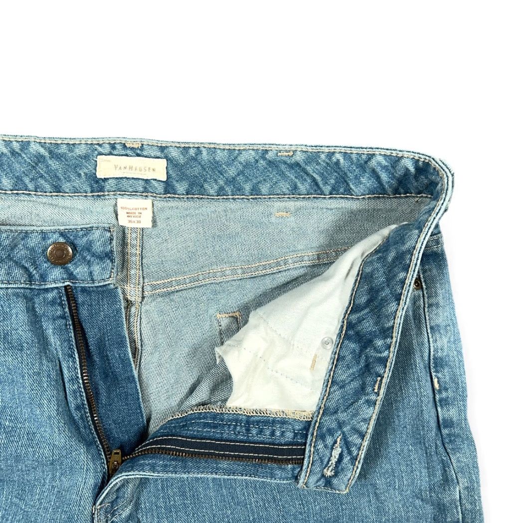 Van Heusen VINTAGE Van Heusen Jeans Mens 36x30 Blue Light Wash Relaxed Wide Leg Baggy Y2K Jeans Mens Size US 36 / EU 52 - 4 Thumbnail