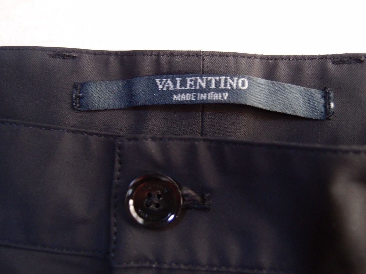 Valentino VALENTINO Tailored Nylon Slacks Black / Size 48 Size US 32 / EU 48 - 10 Thumbnail