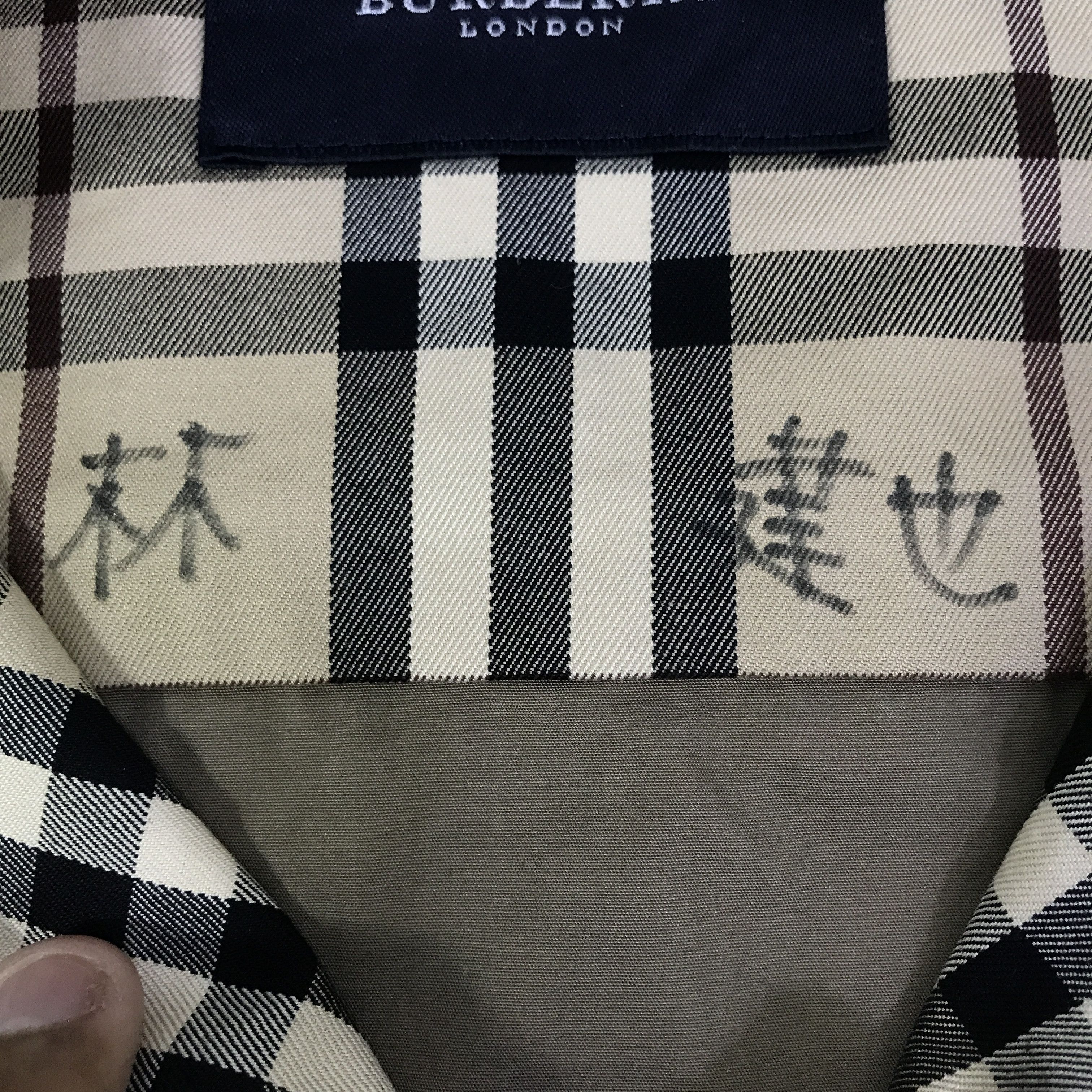Burberry Vintage Burberry London colour faded Vest K121B18 Size US L / EU 52-54 / 3 - 11 Thumbnail