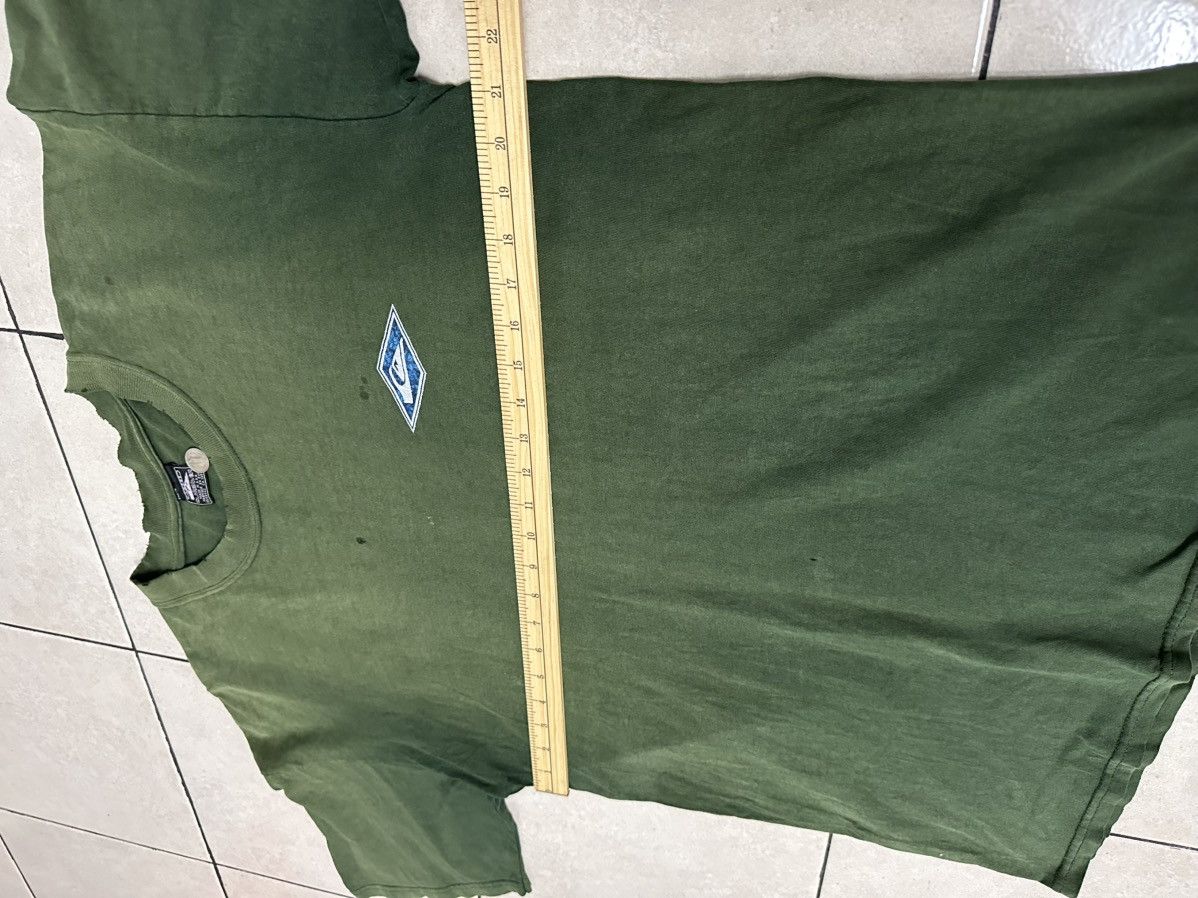 Quiksilver Vintage Thrashed Sunfaded Quiksilver Tshirt Size US L / EU 52-54 / 3 - 6 Thumbnail