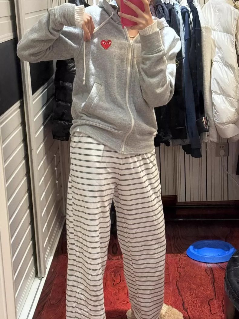 Comme des Garcons Comme Des Garcons Applique Zip Hoodie Size M / US 6-8 / IT 42-44 - 2 Thumbnail