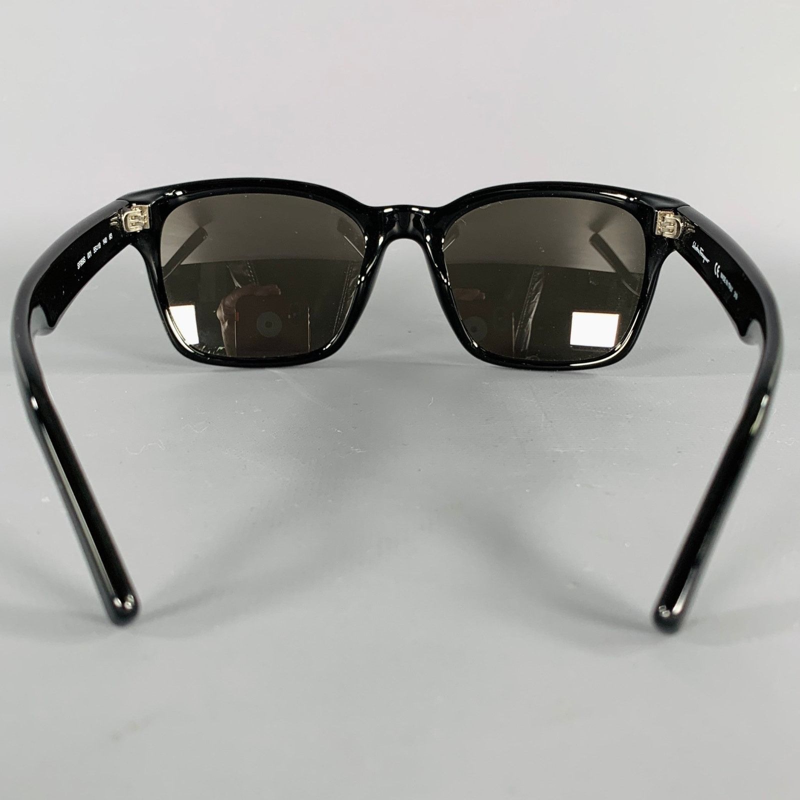 Salvatore Ferragamo SALVATORE FERRAGAMO Black Acetate Sunglasses Size ONE SIZE - 3 Thumbnail