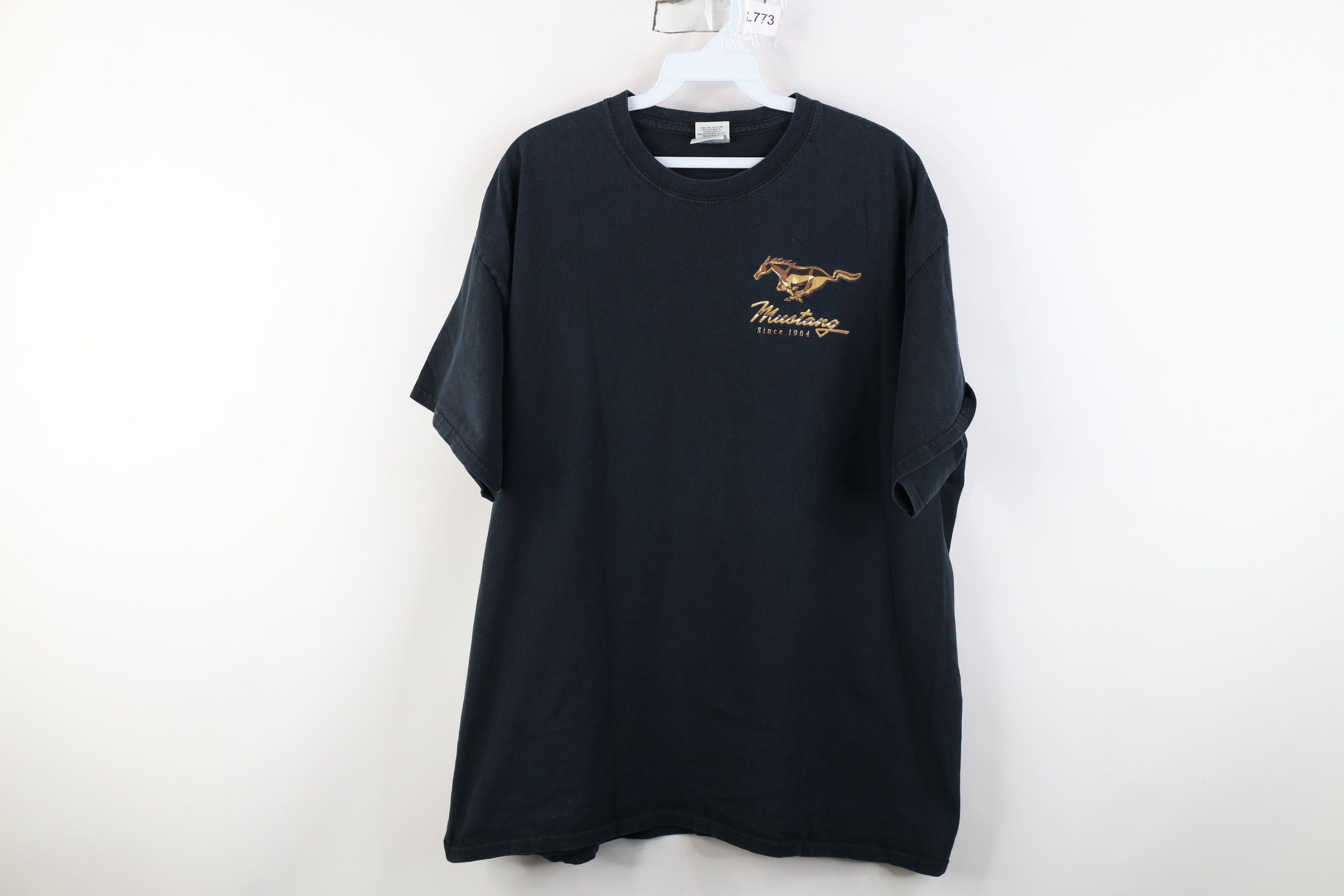 Vintage 90s Y2K Motor Co Mustang Car Racing T-Shirt Black