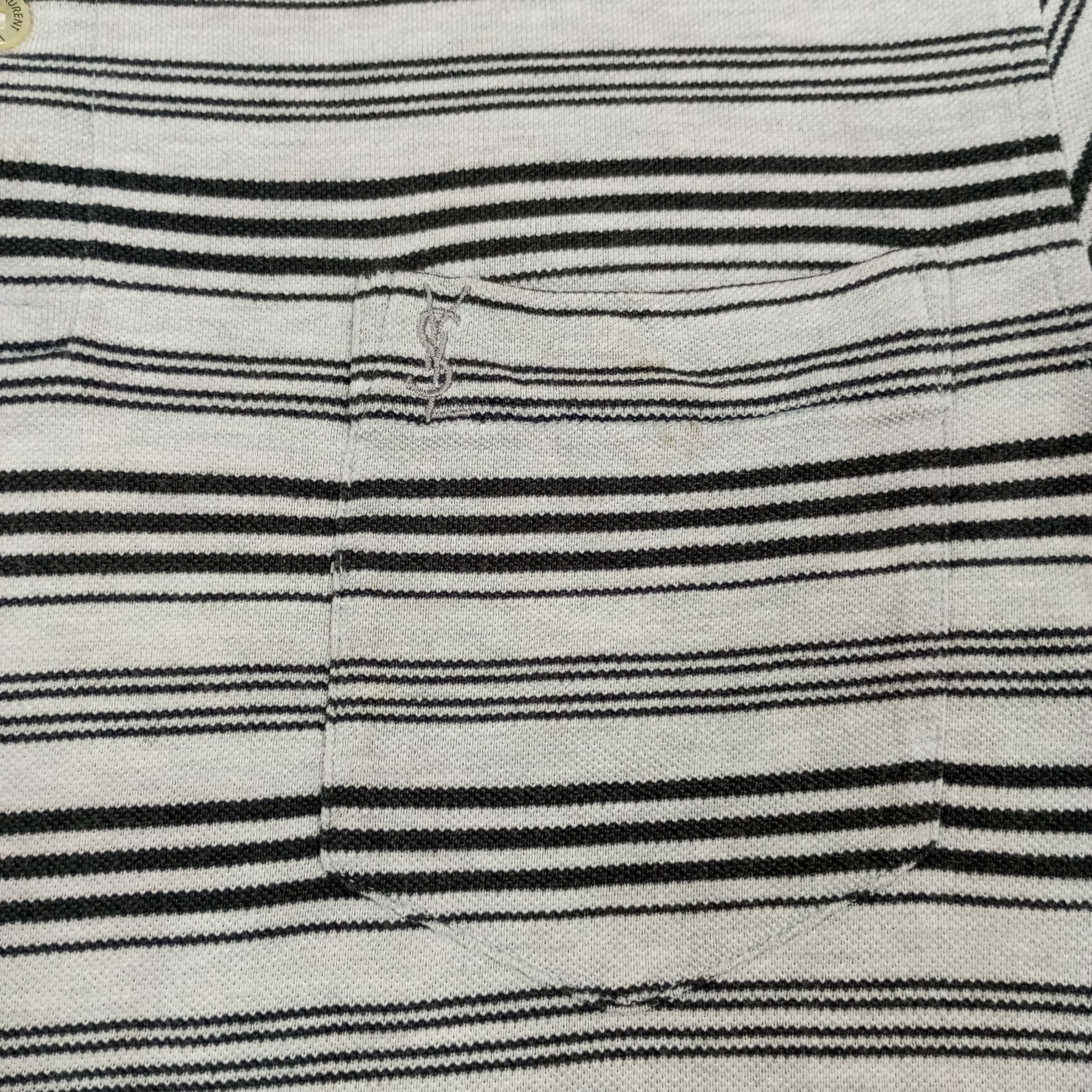 Vintage × Yves Saint Laurent Yves Saint Laurent YSL Logo Pocket Design Casual Polos Size US L / EU 52-54 / 3 - 2 Thumbnail