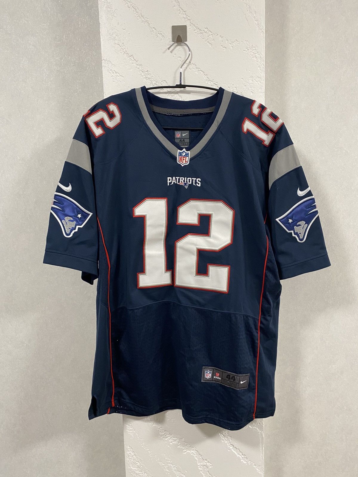 NFL Nike NFL On Field New England Patriots Tom Brady 12 Jersey Size US L / EU 52-54 / 3 - 1 Thumbnail