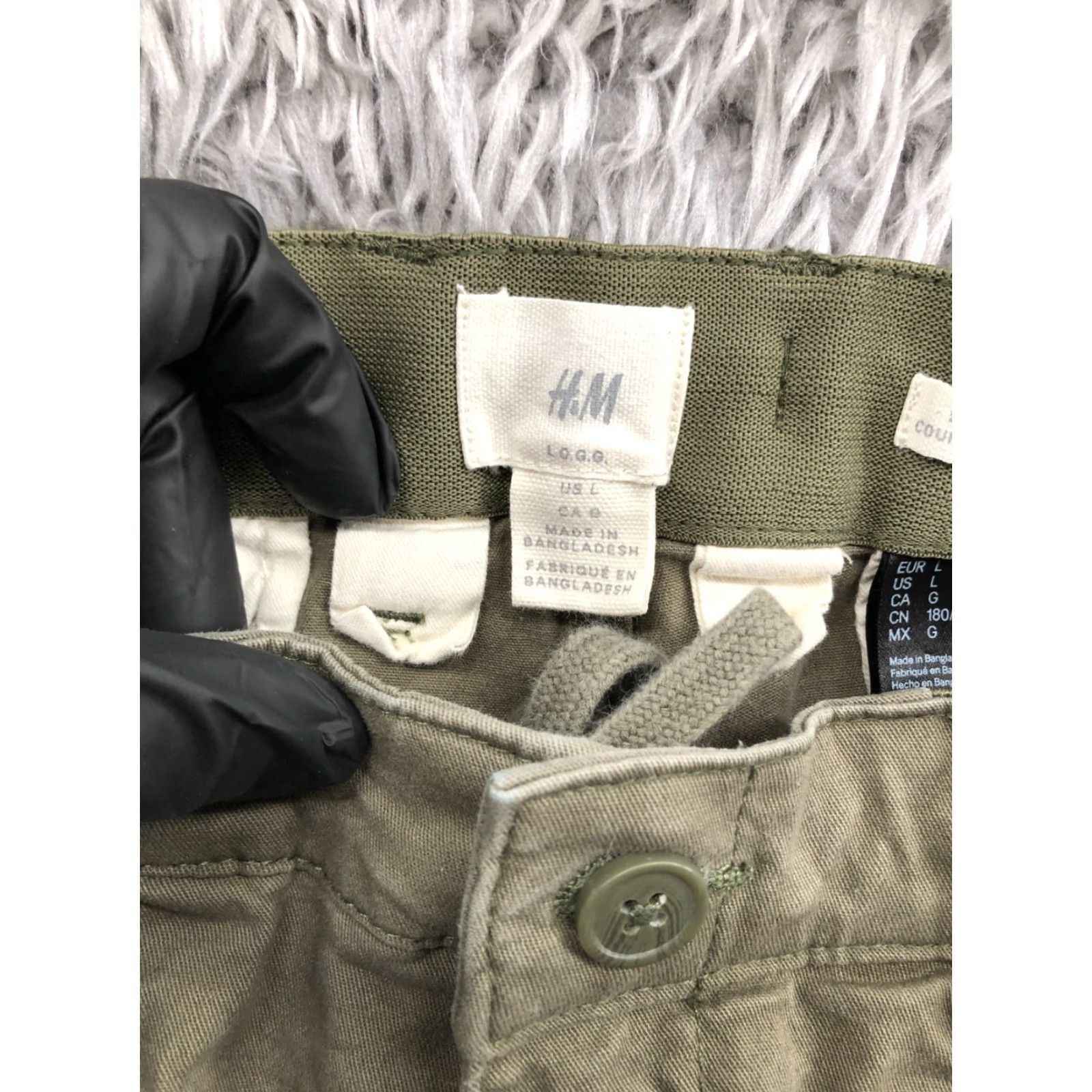 H&M H&M Chino Shorts Mens L Mid Rise Beige Wash 5-Pocket Logo Cotton Blend Flat Front Belt Loops Regular Size US 33 - 6 Thumbnail