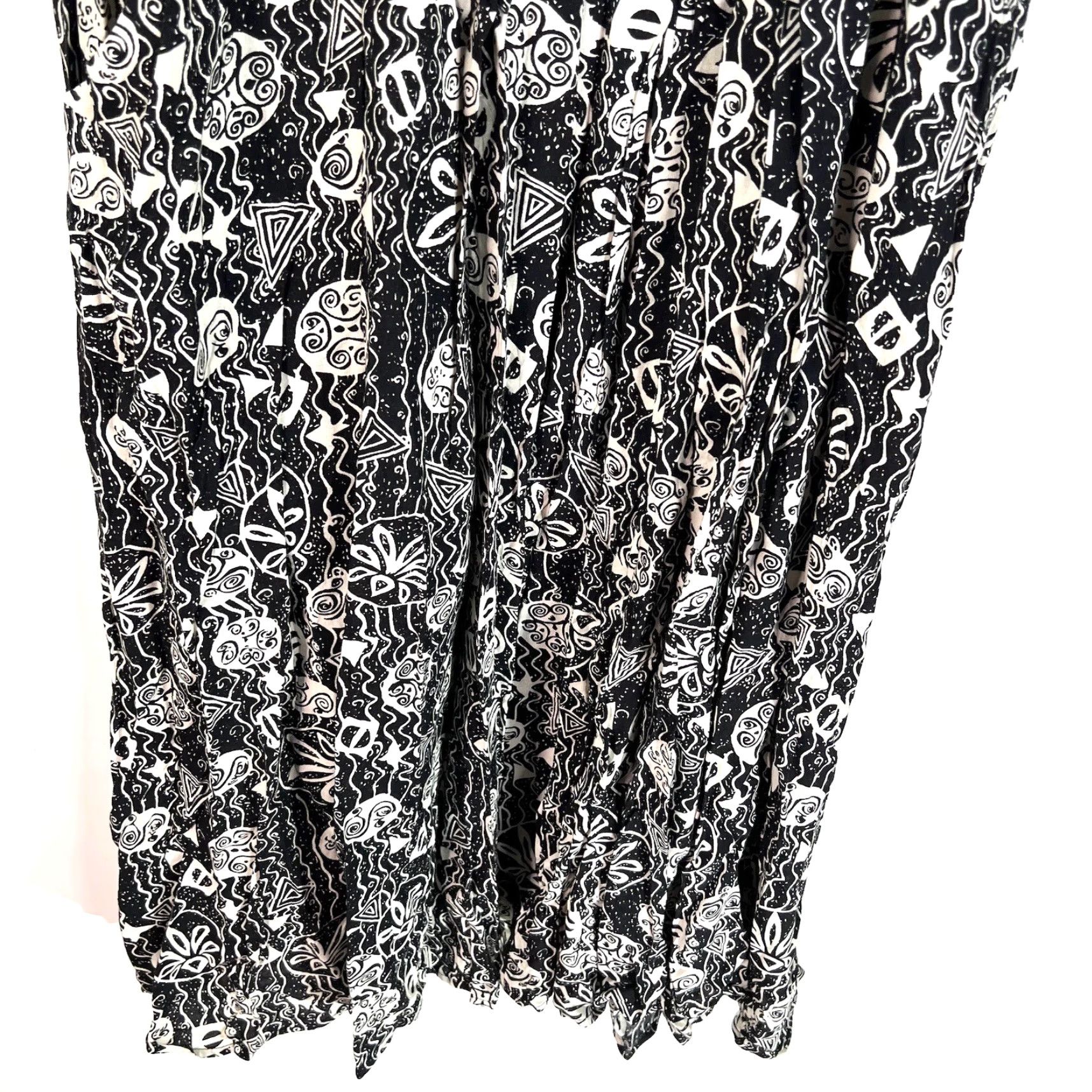 Vintage VINTAGE Taret H. Leir Abstract Art Pleated Drop Waist Dress Women Size 16 Black Pockets 3/4 Sleeve Midi Dress Size XXL / US 16-18 / IT 52-54 - 6 Thumbnail