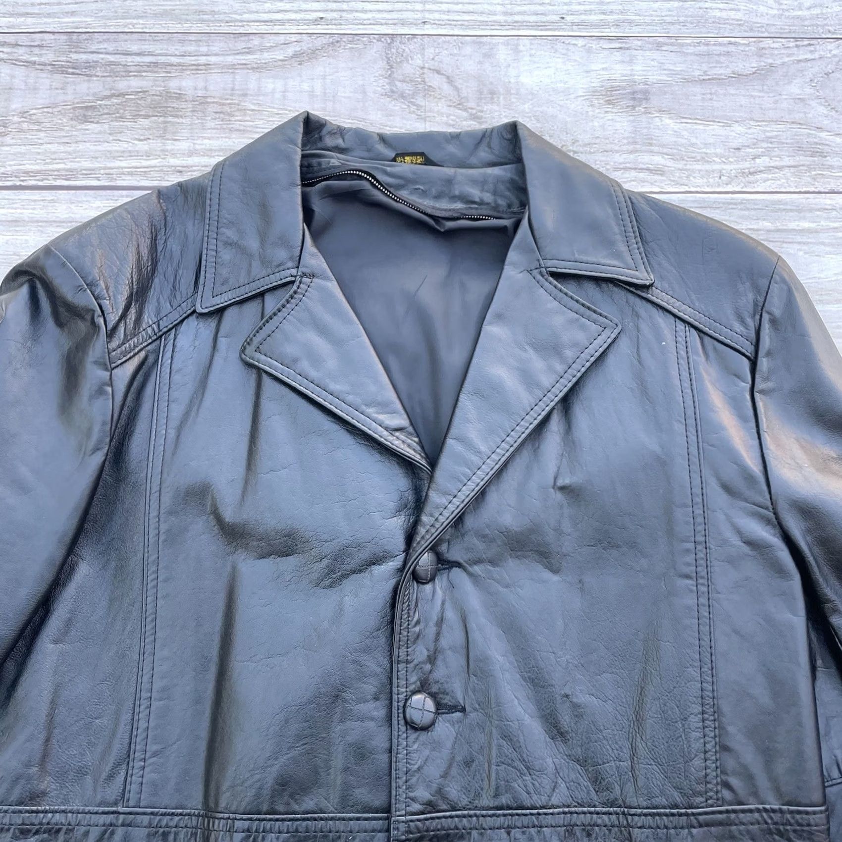 Vintage VINTAGE Leather Jacket Unbranded Long Jacket 42R Black Mens Womens Regular 4 Button Spread Collar Retro Leather Jacket Long Sleeve Blazer Coat Size US XS / EU 42 / 0 - 6 Thumbnail