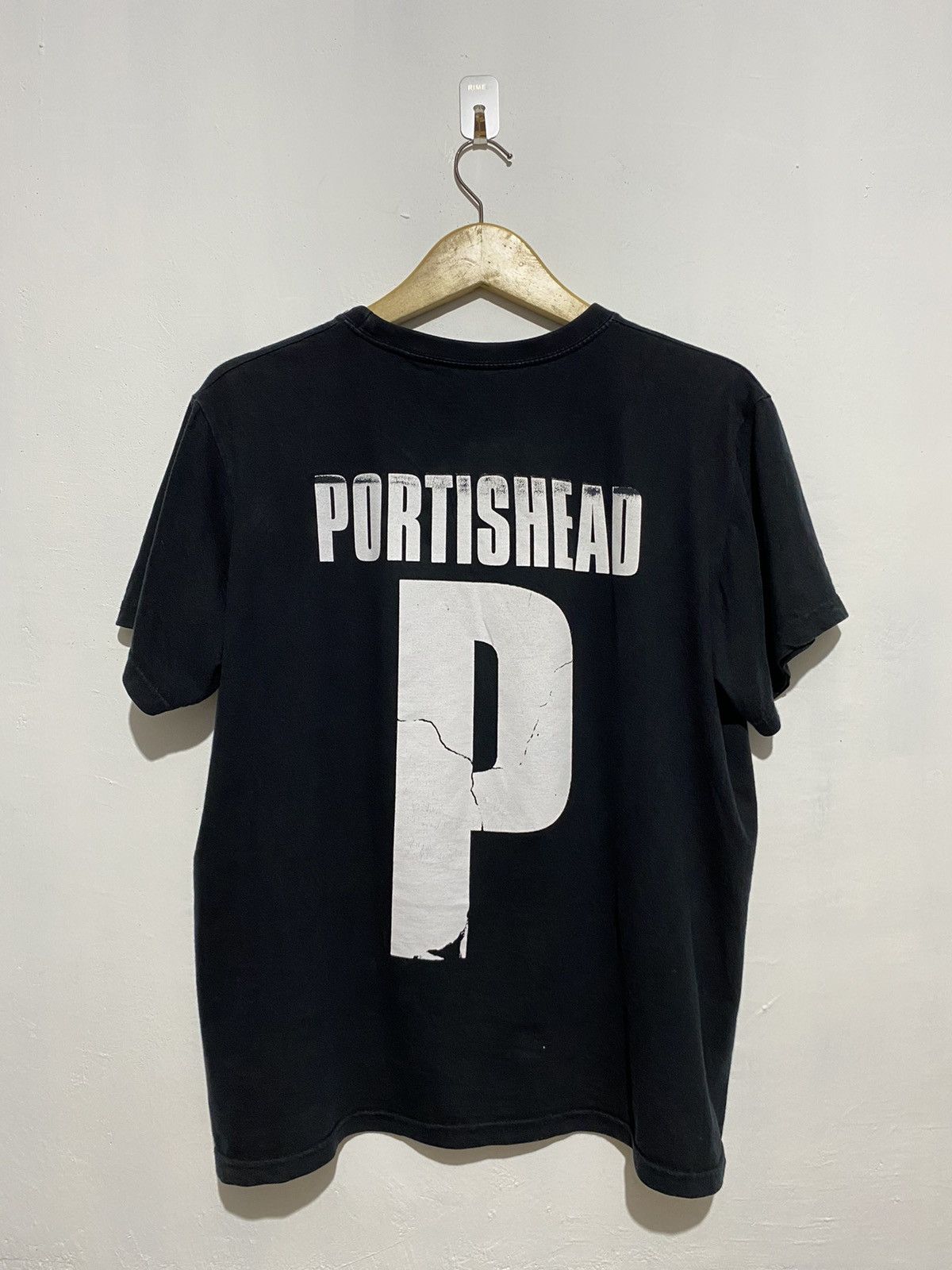 Band Tees Rare portishead personil print Europe t-shirt 2000s Size US L / EU 52-54 / 3 - 2 Thumbnail