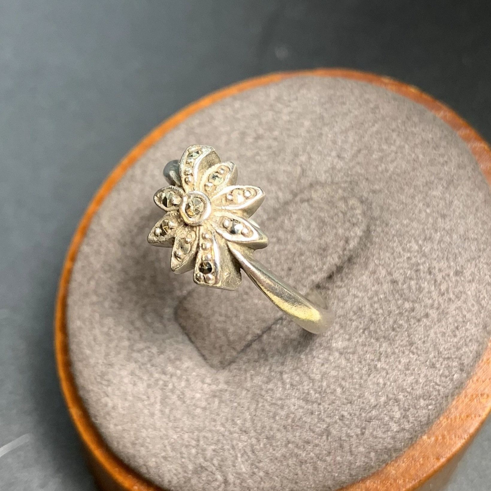 Other Vintage Sterling Silver 925 Minimalist Sunflower Band 1.75mm Size ONE SIZE - 2 Thumbnail