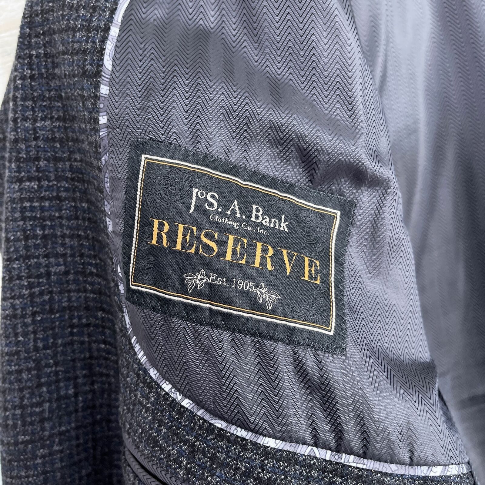 Jos. A. Bank Jos A Bank Reserve Tollegno 1900 Sport Coat Gray Tweed 46L Size 46L - 8 Thumbnail