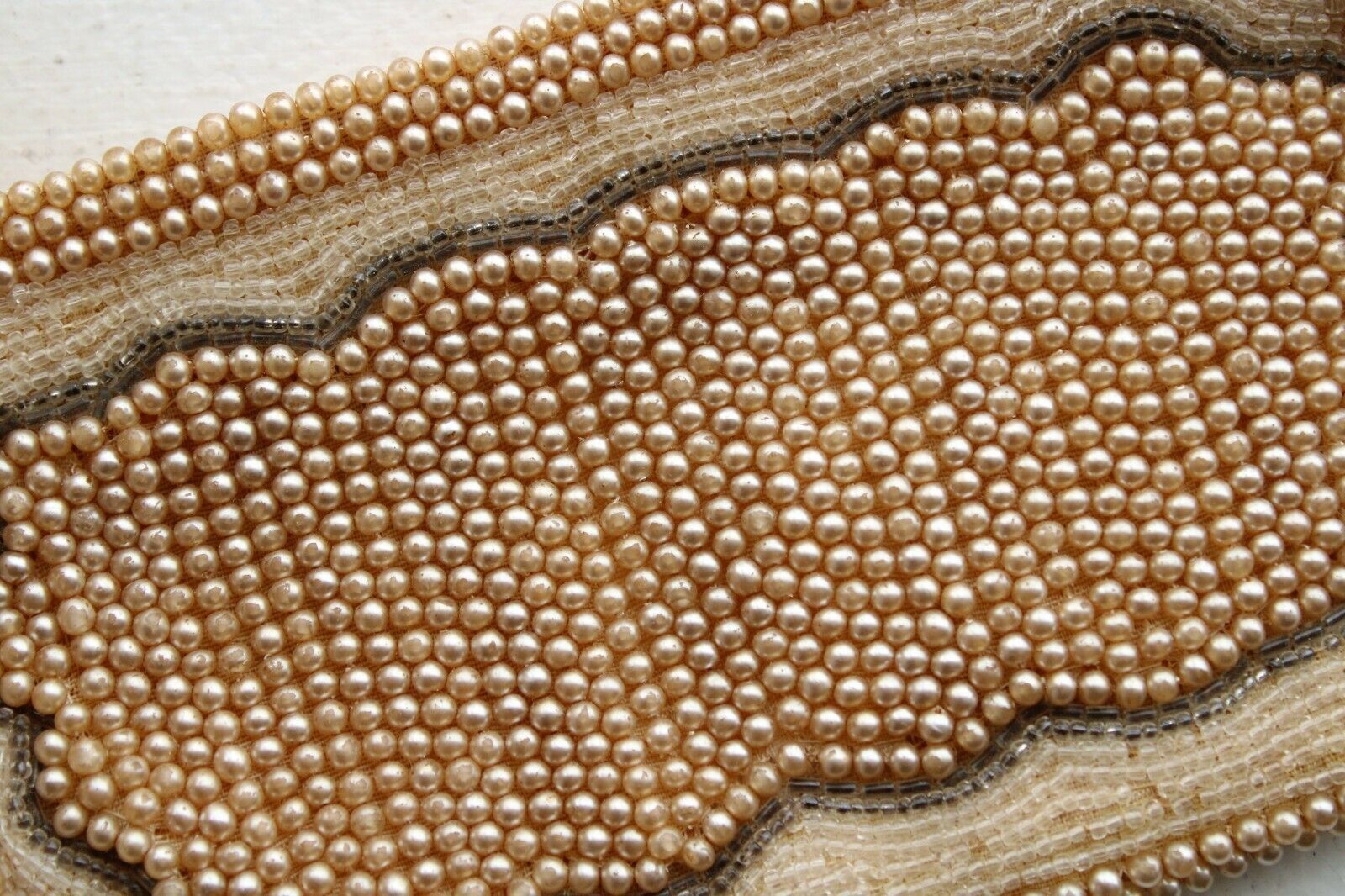 Vintage Vintage 1940s Beaded Clutch Purse Covered In Faux Pearls Size ONE SIZE - 2 Thumbnail