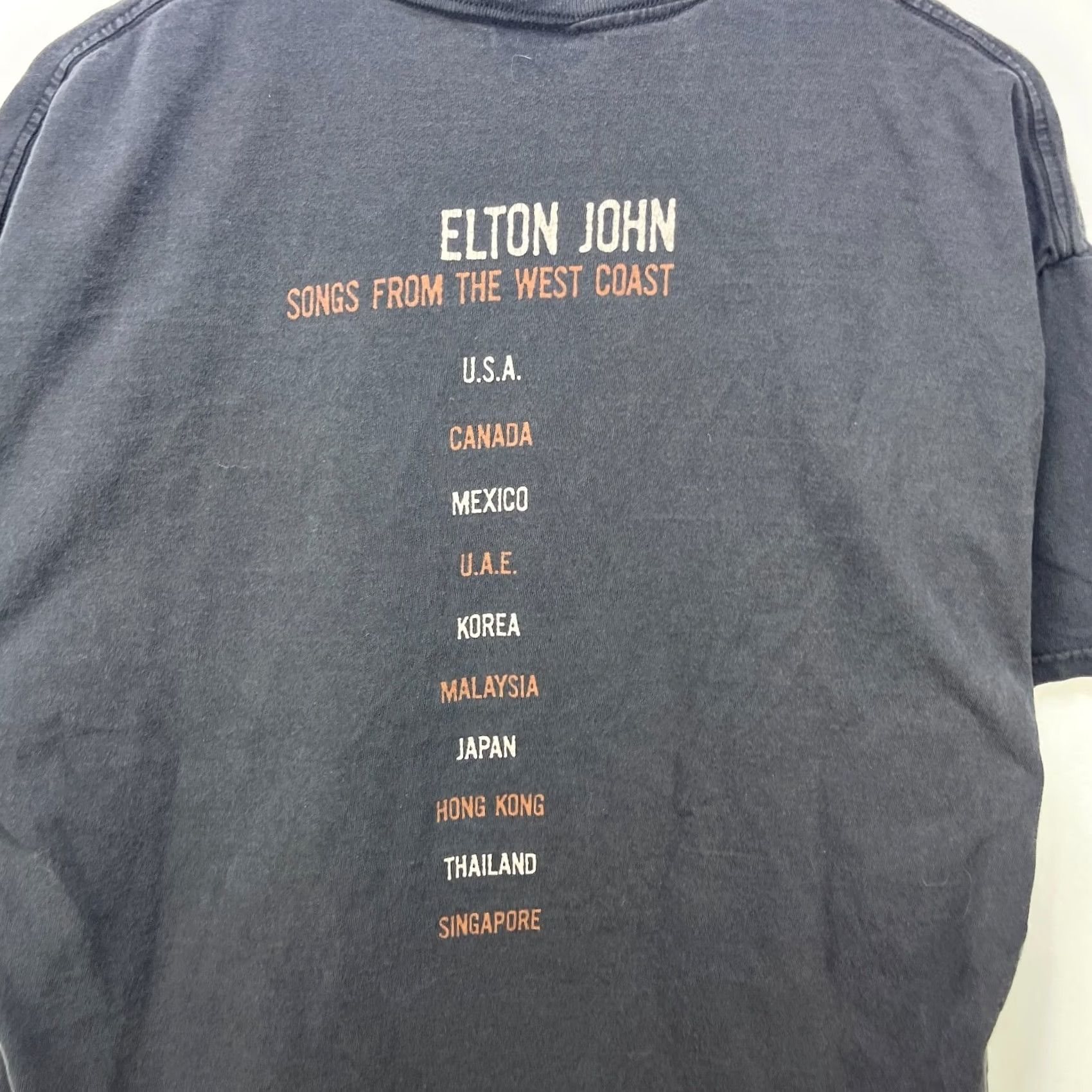 Vintage VINTAGE Elton John Songs From The West Coast Tour T Shirt XL Ink Black Men T-Shirt XL Vintage Men Shoes? Size US XL / EU 56 / 4 - 6 Thumbnail