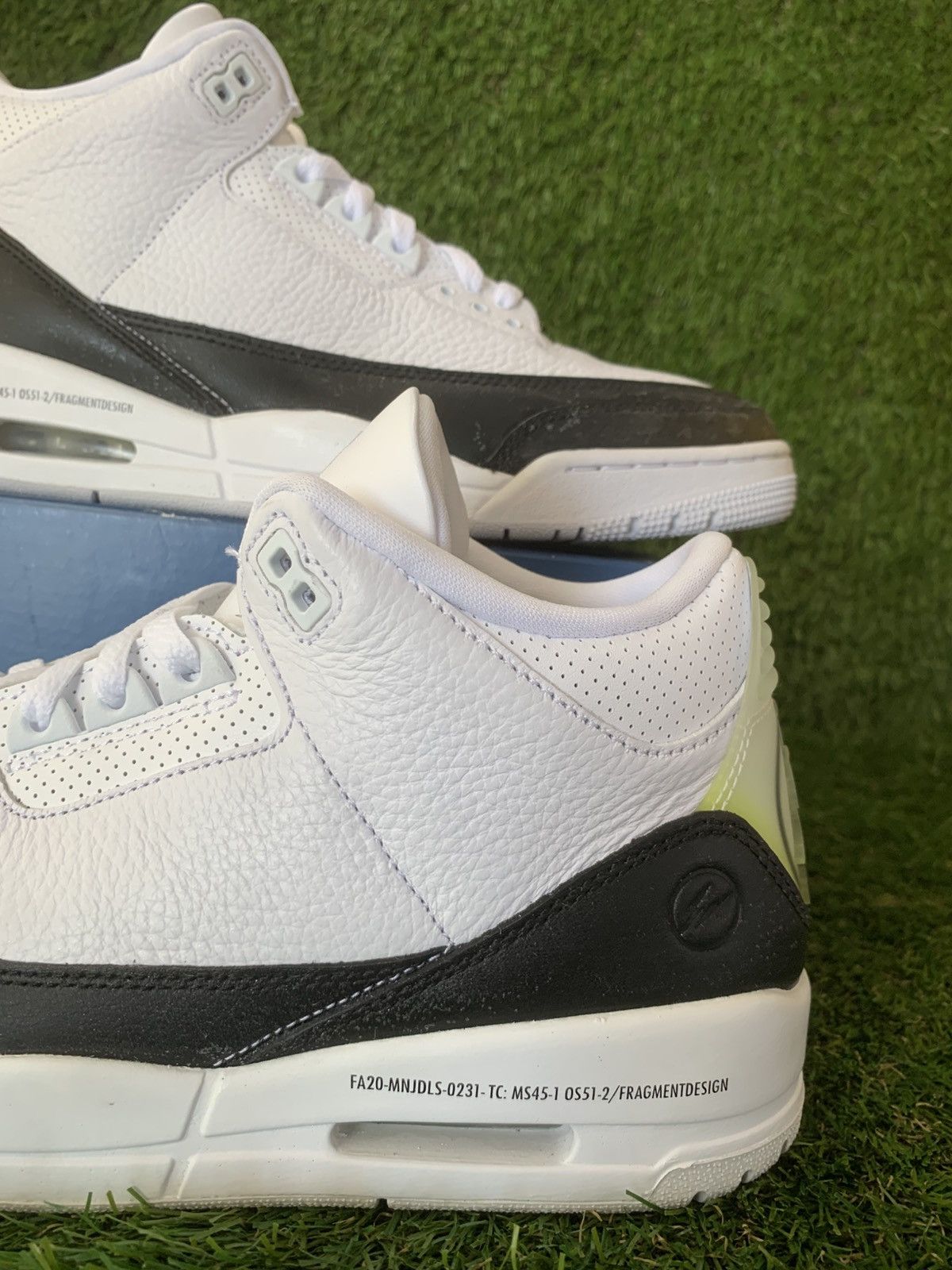 Jordan Brand Jordan 3 Retro Fragment Size US 11 / EU 44 - 2 Thumbnail