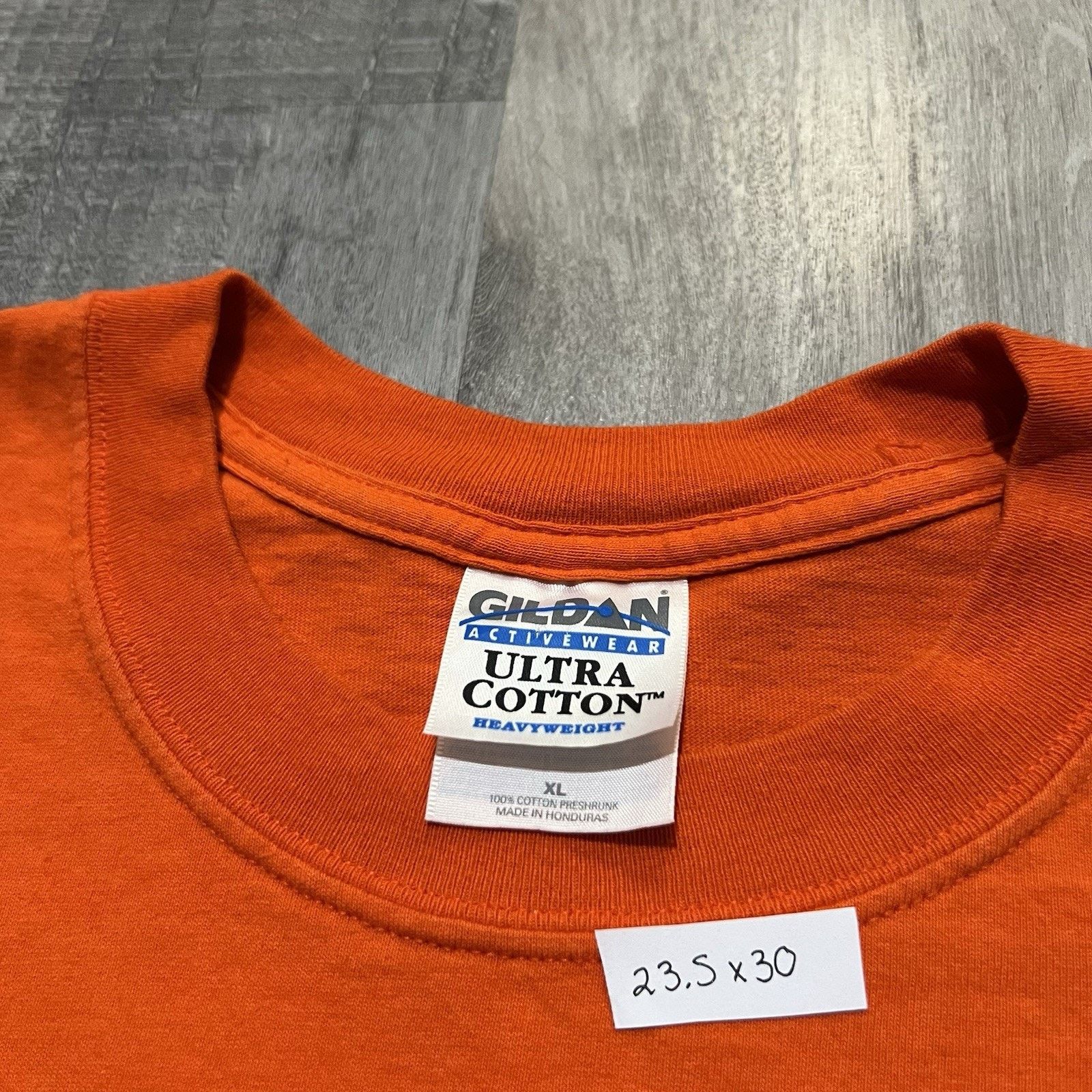 Gildan VTG Ocean Journey Y2K Shark & Dragon Orange Flames T Shirt Size US XL / EU 56 / 4 - 4 Thumbnail