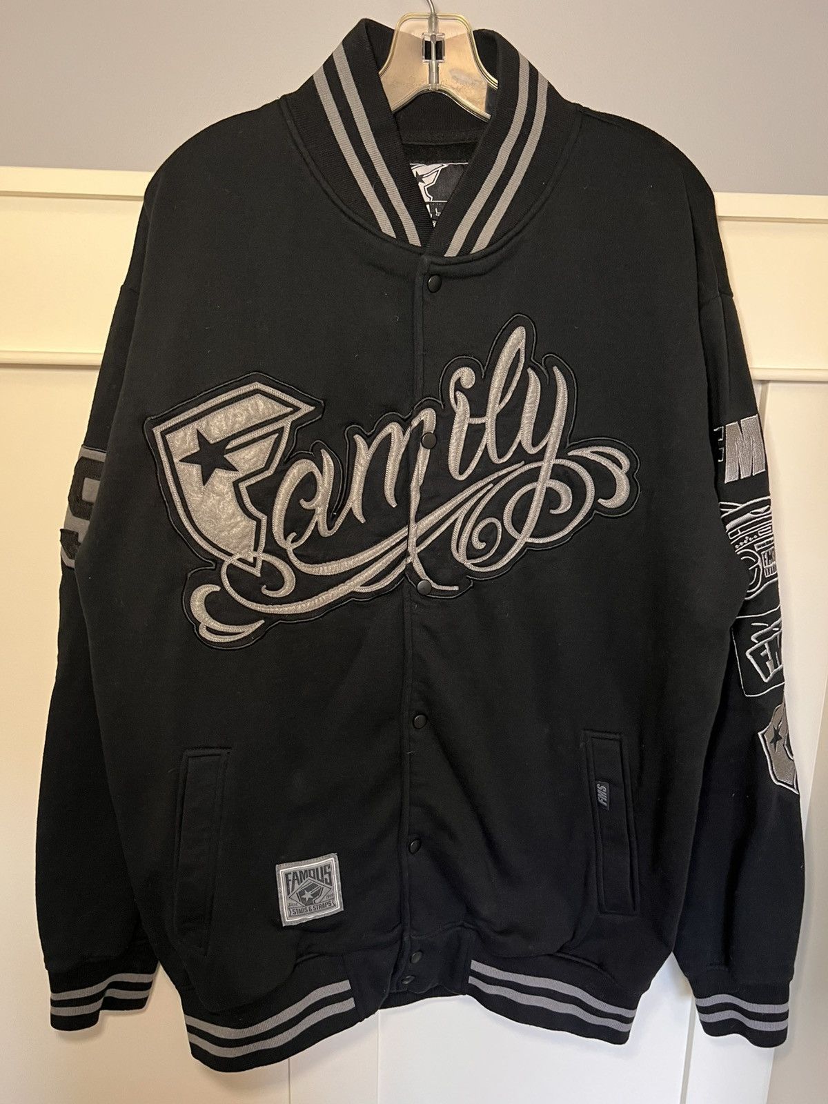 Famous Stars And Straps Vintage Stars and Straps “family” patch cotton bomber jacket Size US XL / EU 56 / 4 - 1 Thumbnail