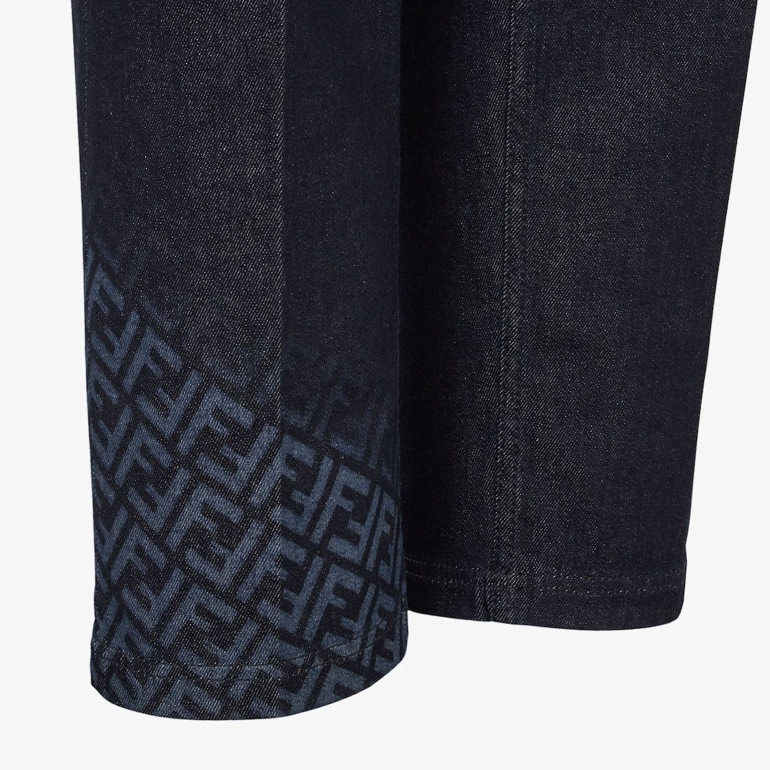 Fendi o1s1wg111025 Denim in Black Size US 30 / EU 46 - 3 Thumbnail