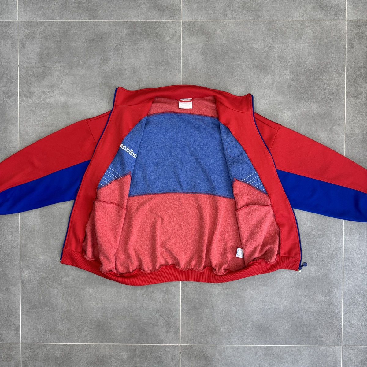 Adidas Vintage Adidas FC Bayern Munich 1993/1995 Soccer Jacket Size US L / EU 52-54 / 3 - 13 Thumbnail