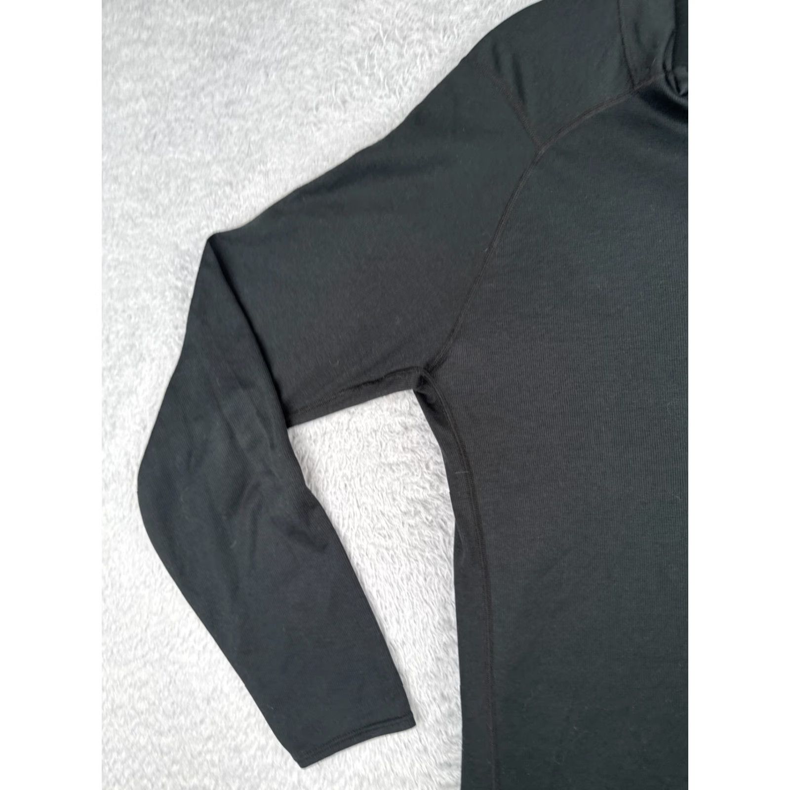 Patagonia Patagonia Shirt Men XL Black 1/4 Zip Polyester Long Sleeve Capilene 2 Nature All Seasons Lightweight Breathable Crew Neck Logo Mens Size US XL / EU 56 / 4 - 3 Thumbnail